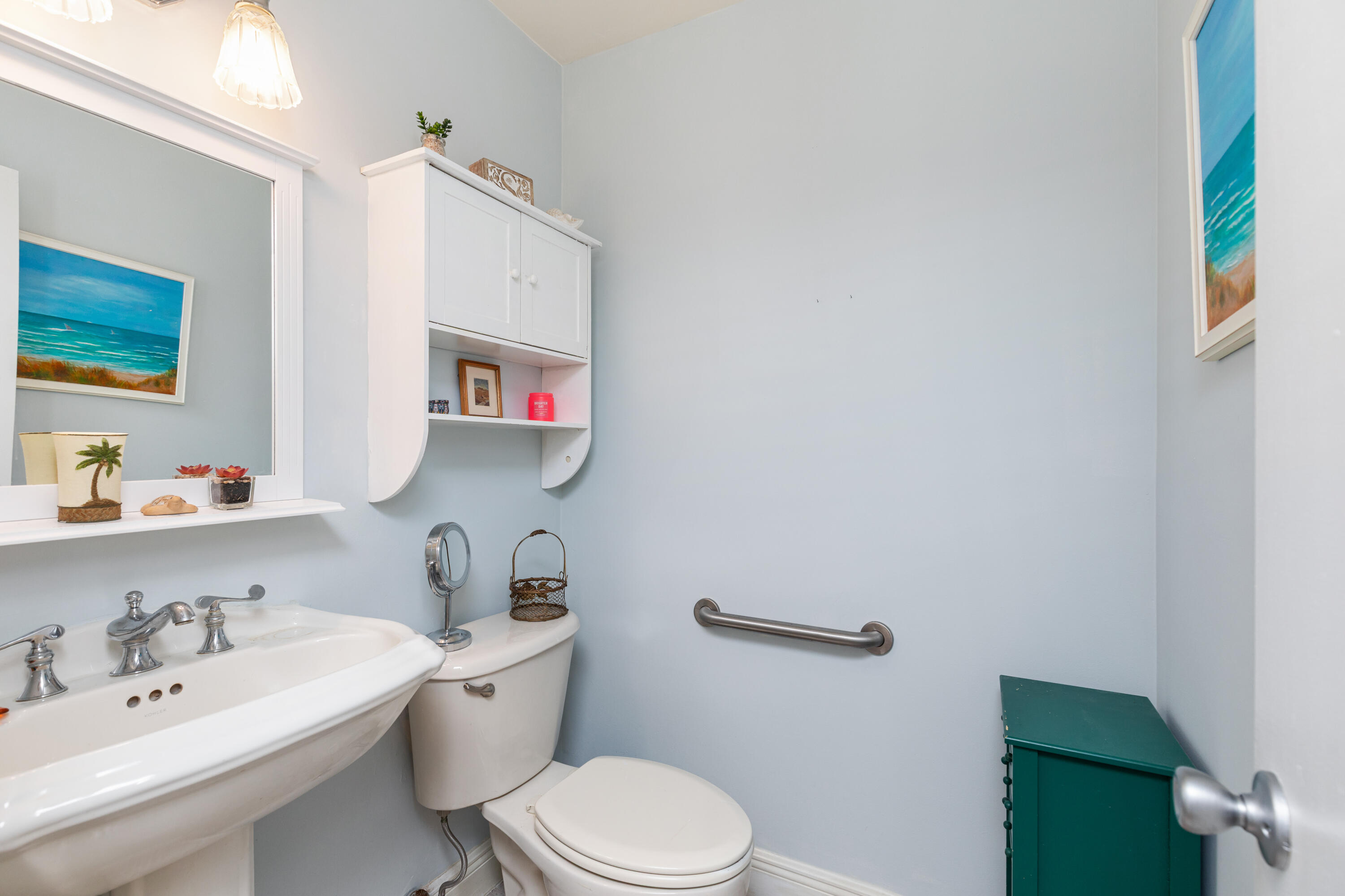420 High Point Drive C Property Photo 18