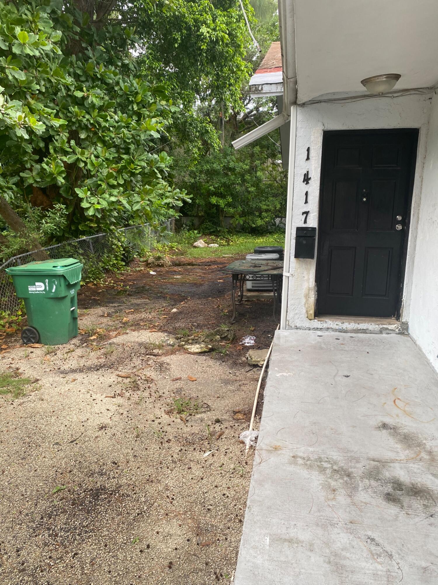 1417 Ne 118th Terrace Property Photo 3