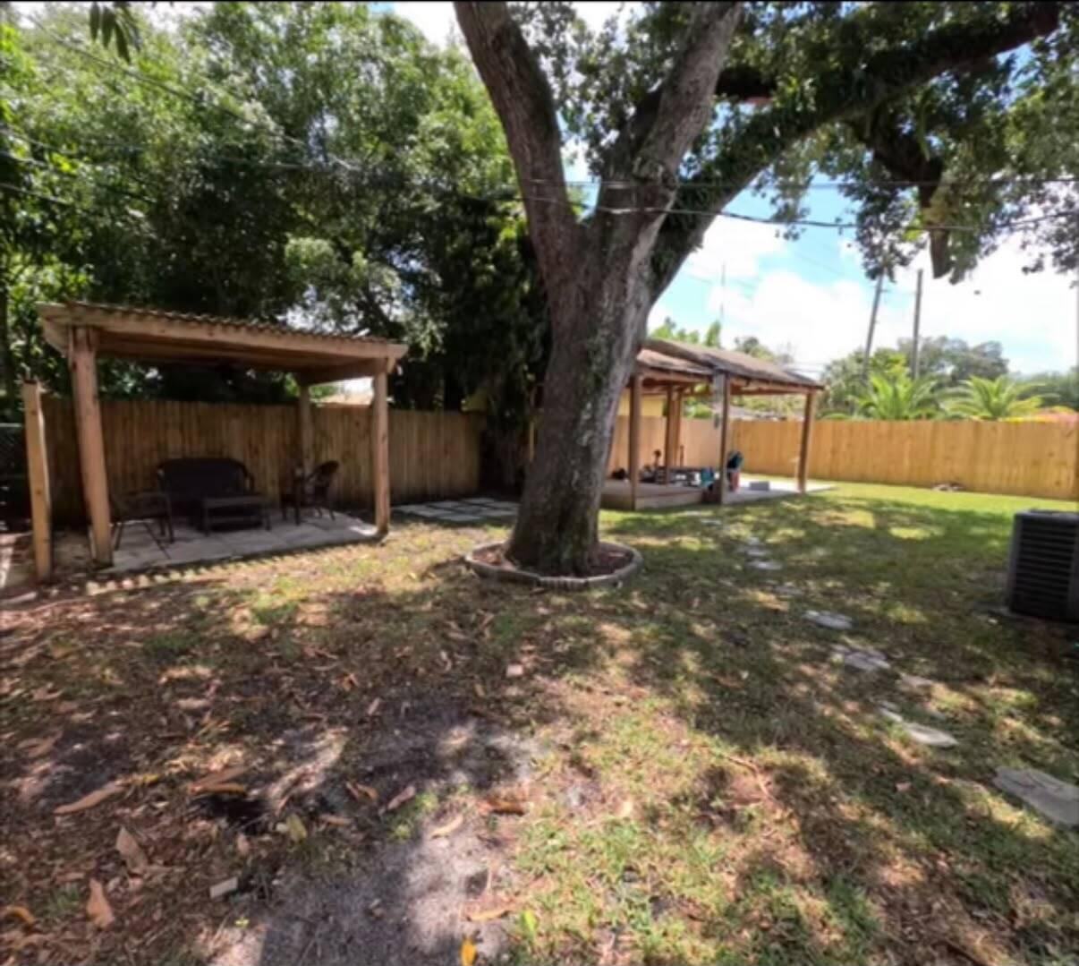 6170 Harding Street Property Photo 2