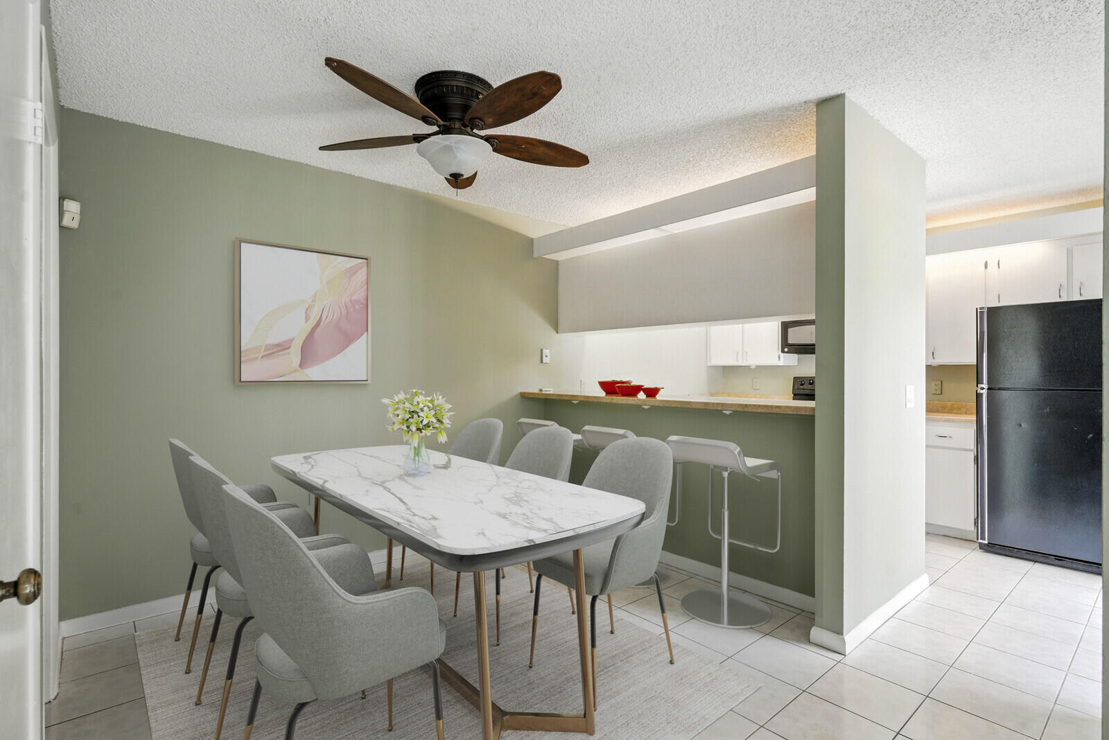 622 6th Way Property Photo 8