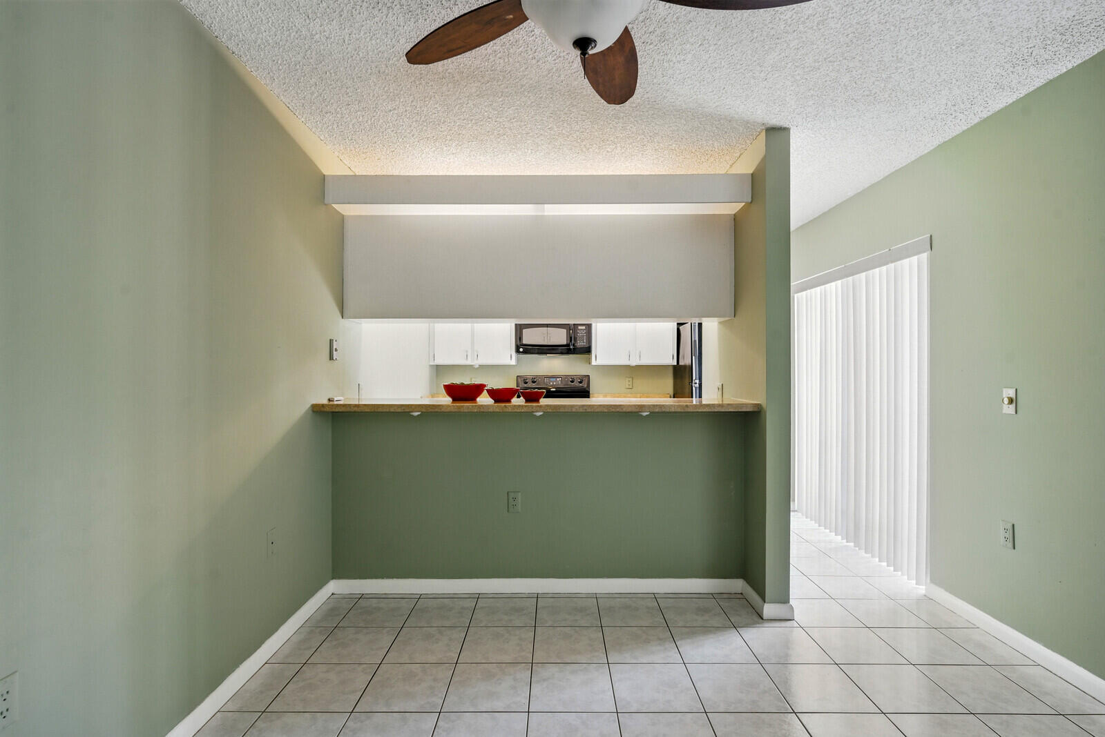622 6th Way Property Photo 10