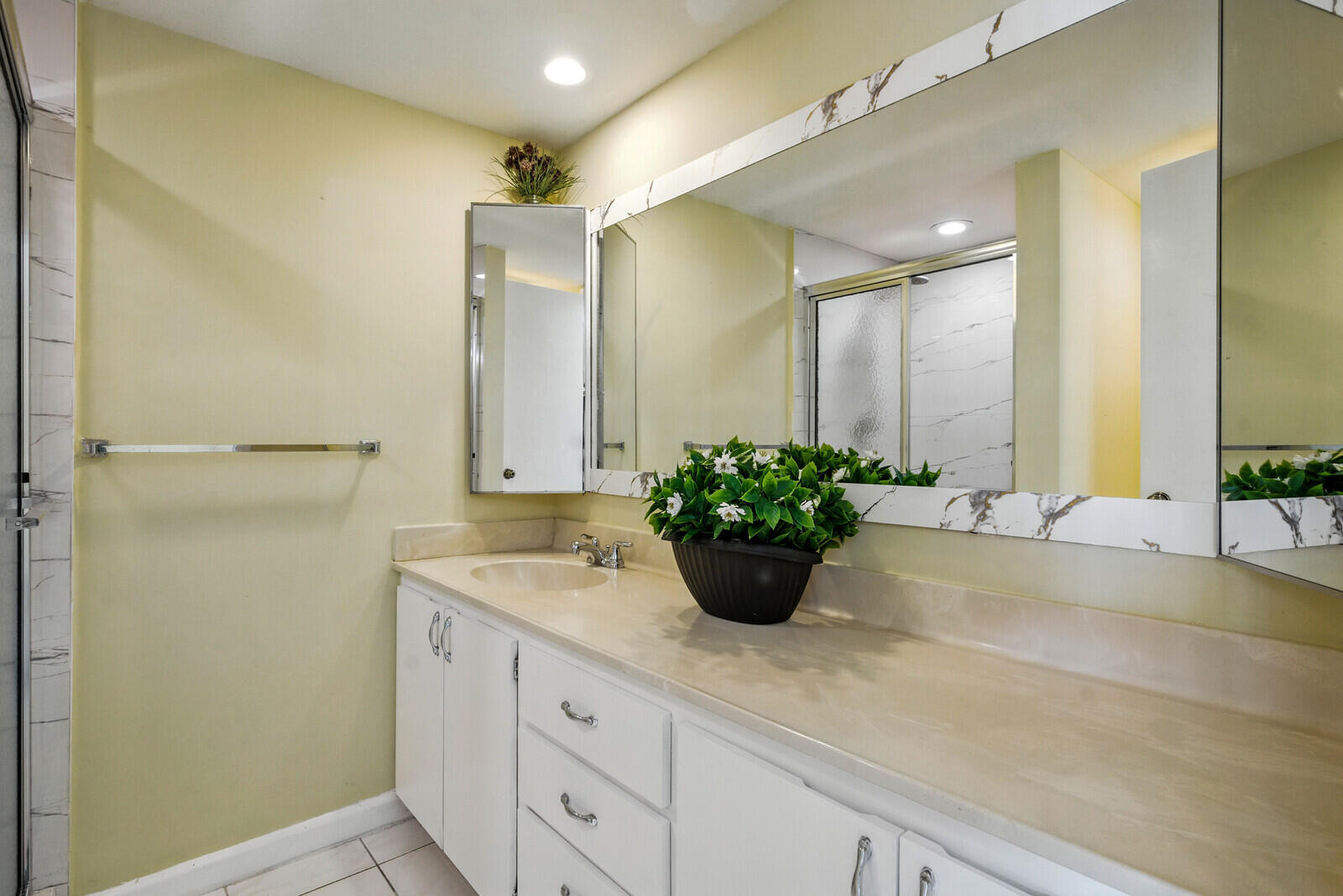 622 6th Way Property Photo 20