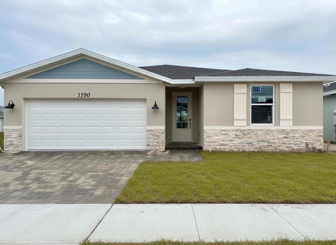 5590 Hampton Park Circle Property Photo 1