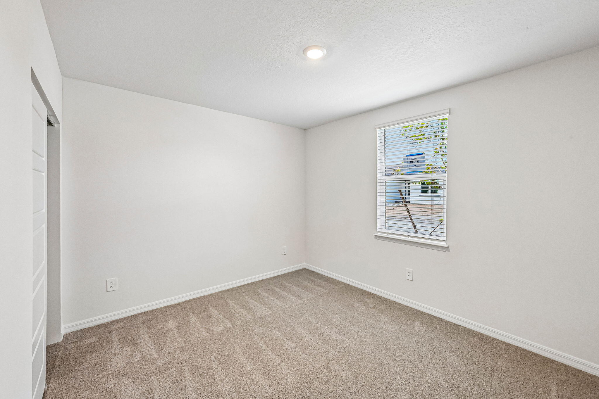 5590 Hampton Park Circle Property Photo 14