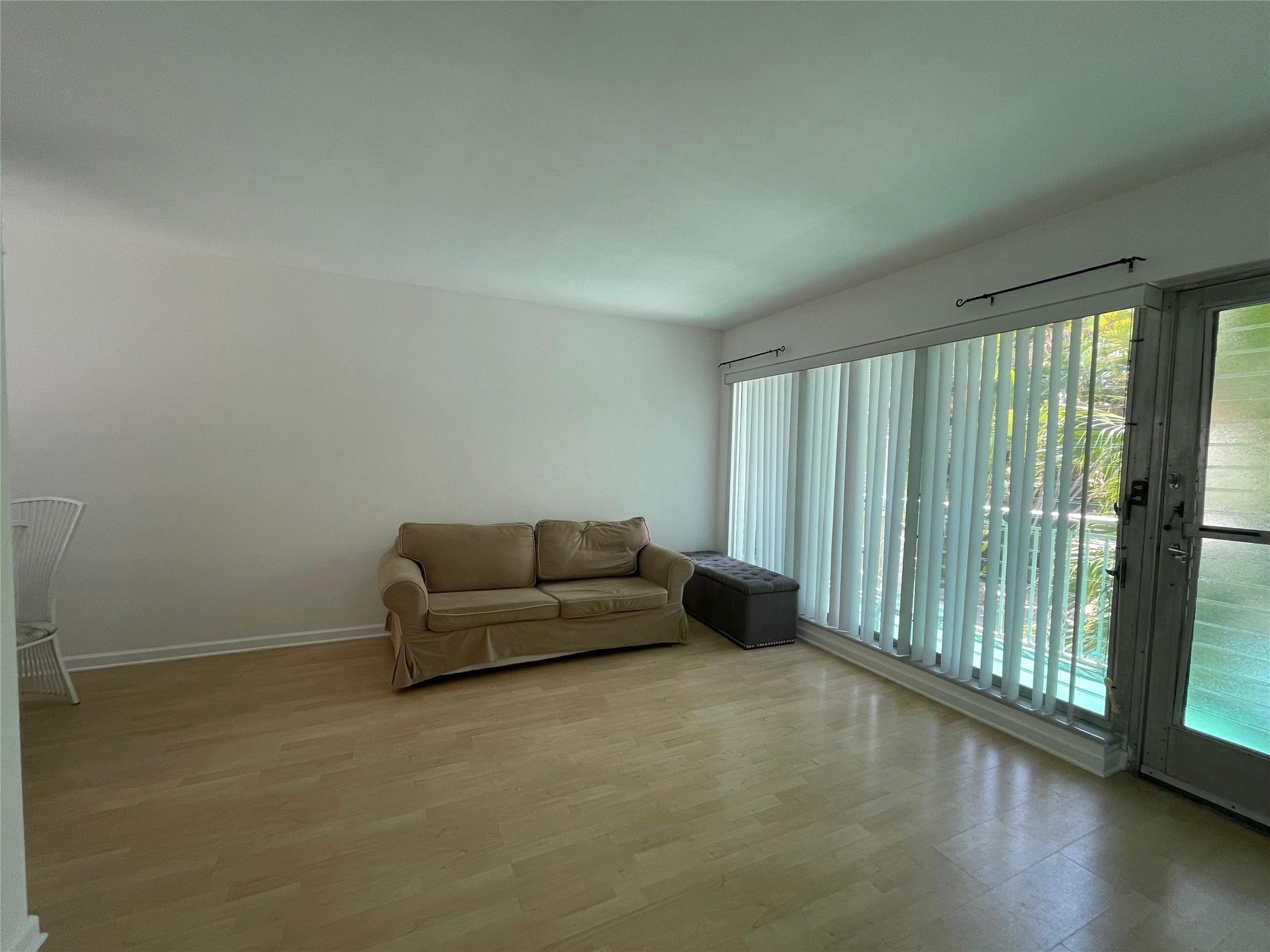 77 Hendricks Isle 9 Property Photo 3