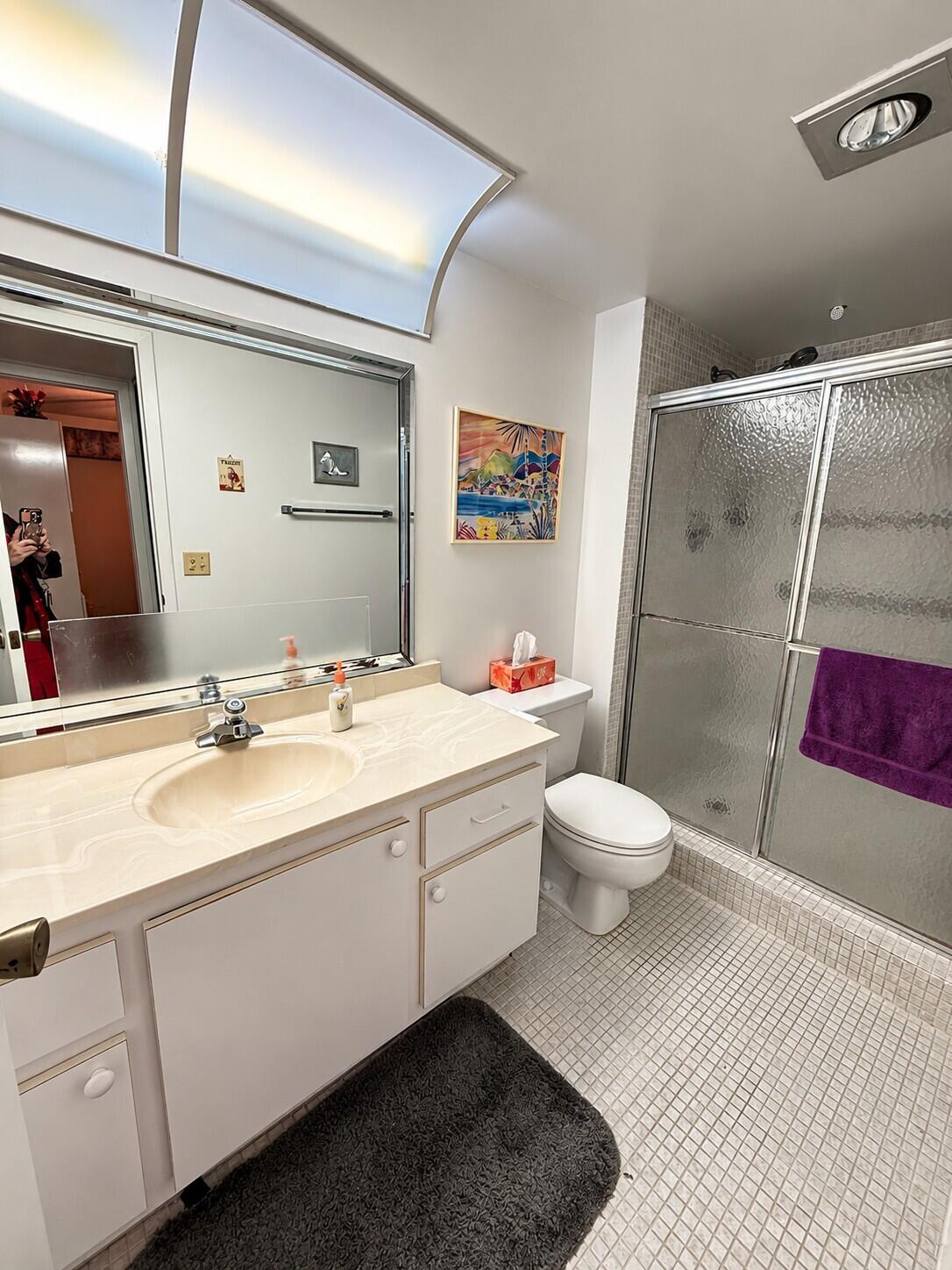 2035 Yarmouth B 2035 Property Photo 13