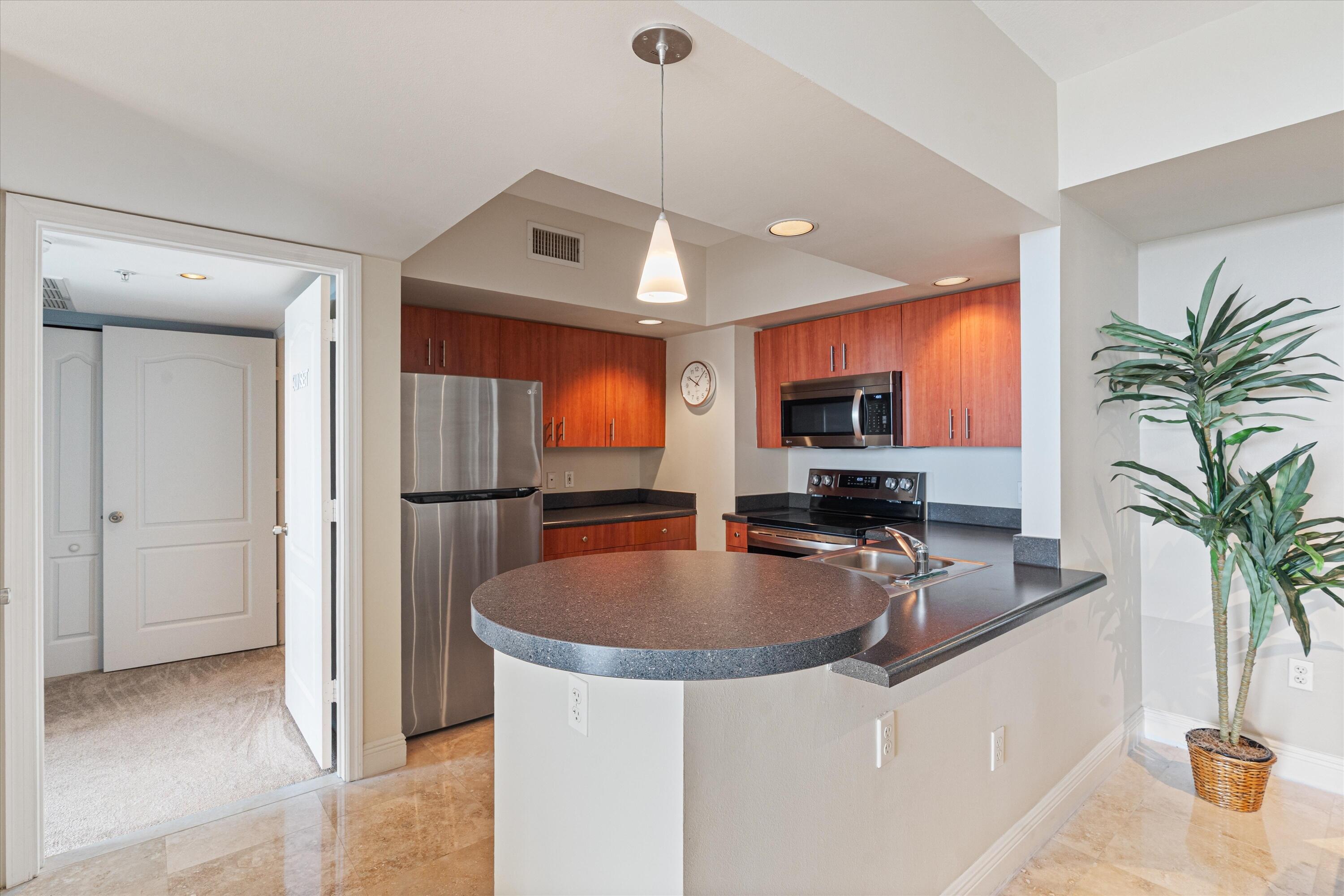 110 N Federal Highway 1214 Property Photo 14