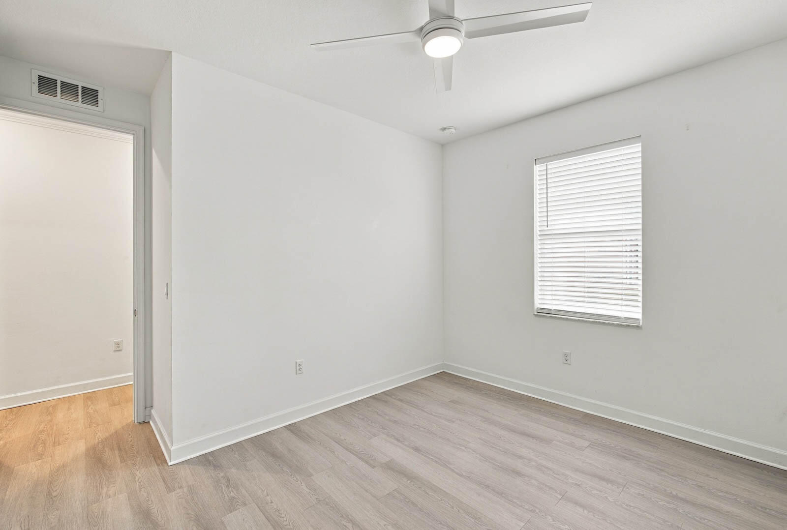 791 Se Woodbine Road Property Photo 32