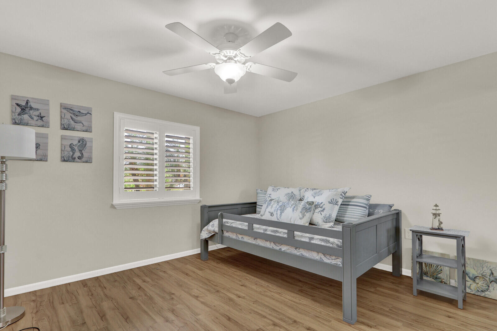 701 Seafarer Circle 105 Property Photo 17