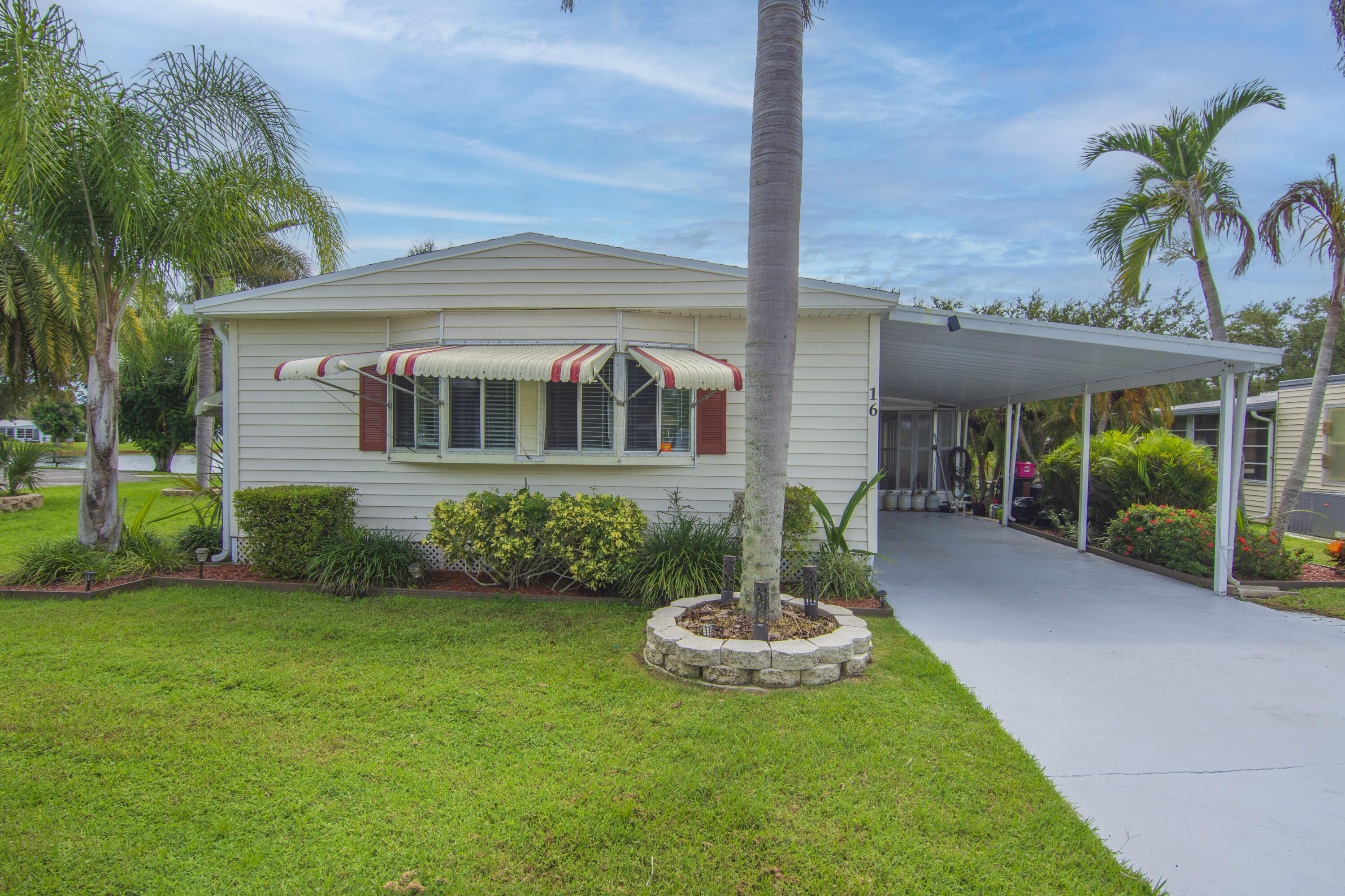 16 Santa Maria Court Property Photo 1