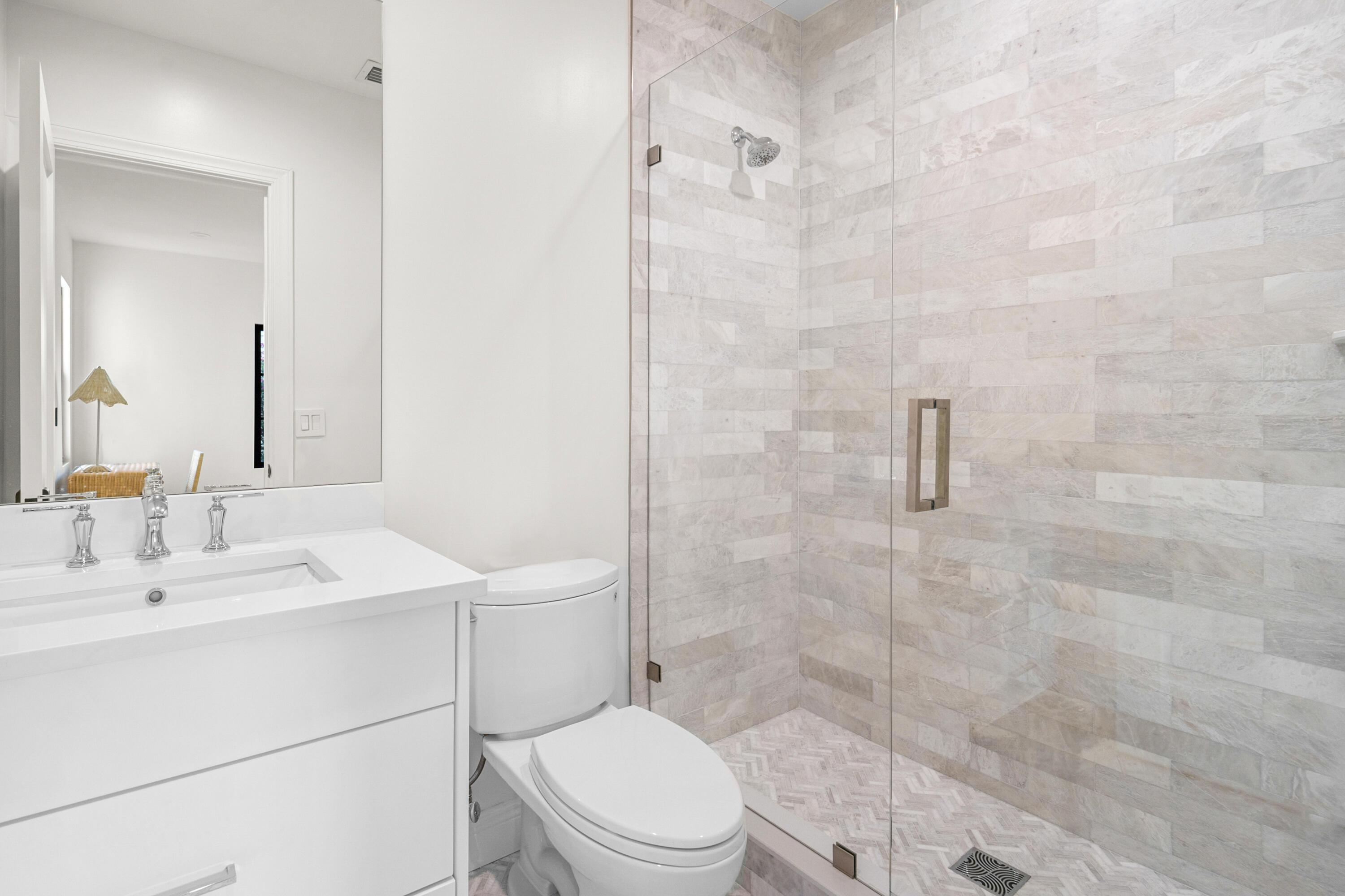 225 Monroe Drive Property Photo 18