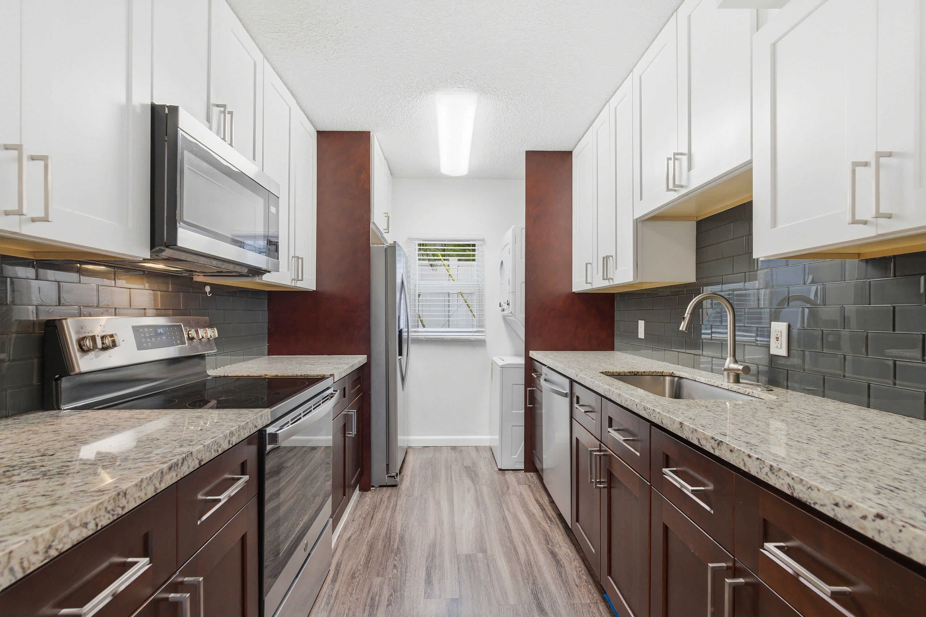 110 Ne 16th Terrace 1-3 Property Photo 14