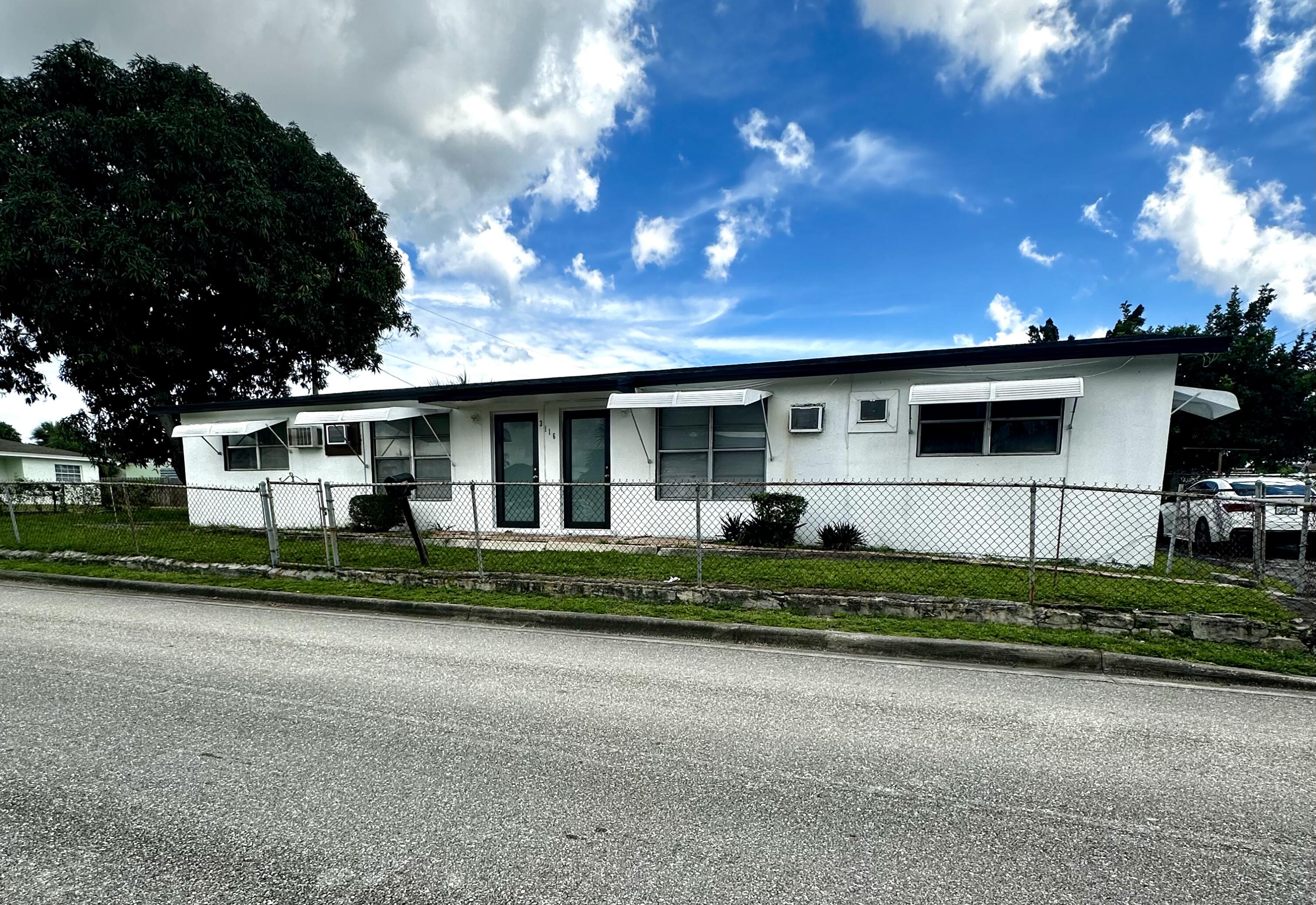 3116 Rj Hendley Avenue Property Photo 1