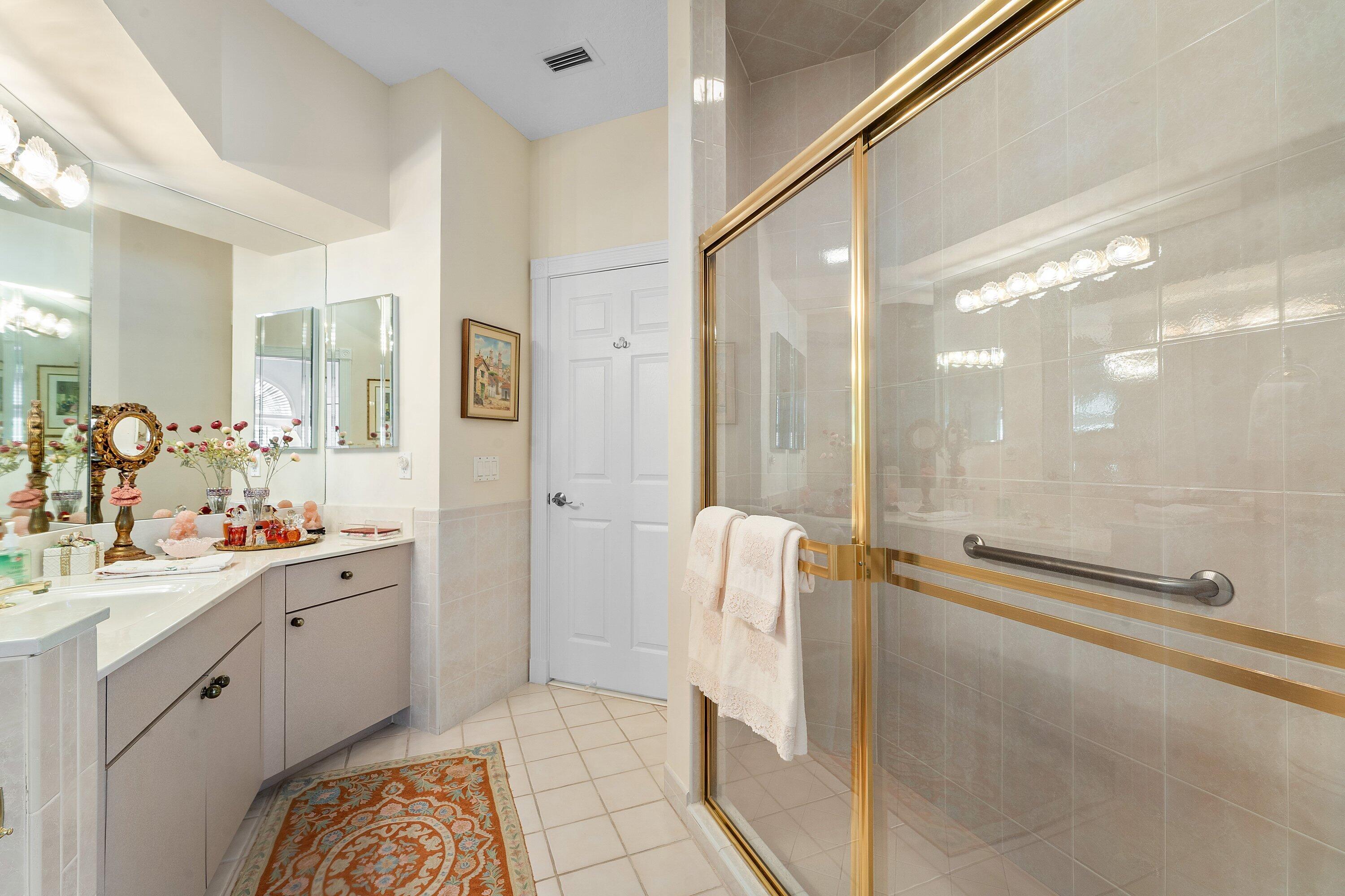 54 Cayman Place Property Photo 32
