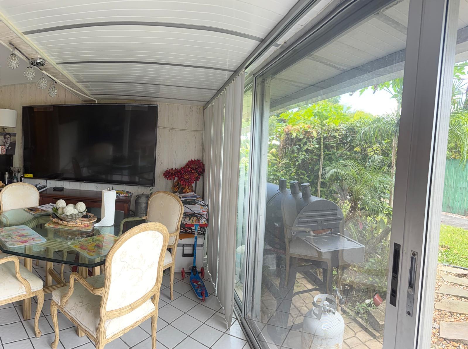 627 Laconia Circle B Property Photo 5