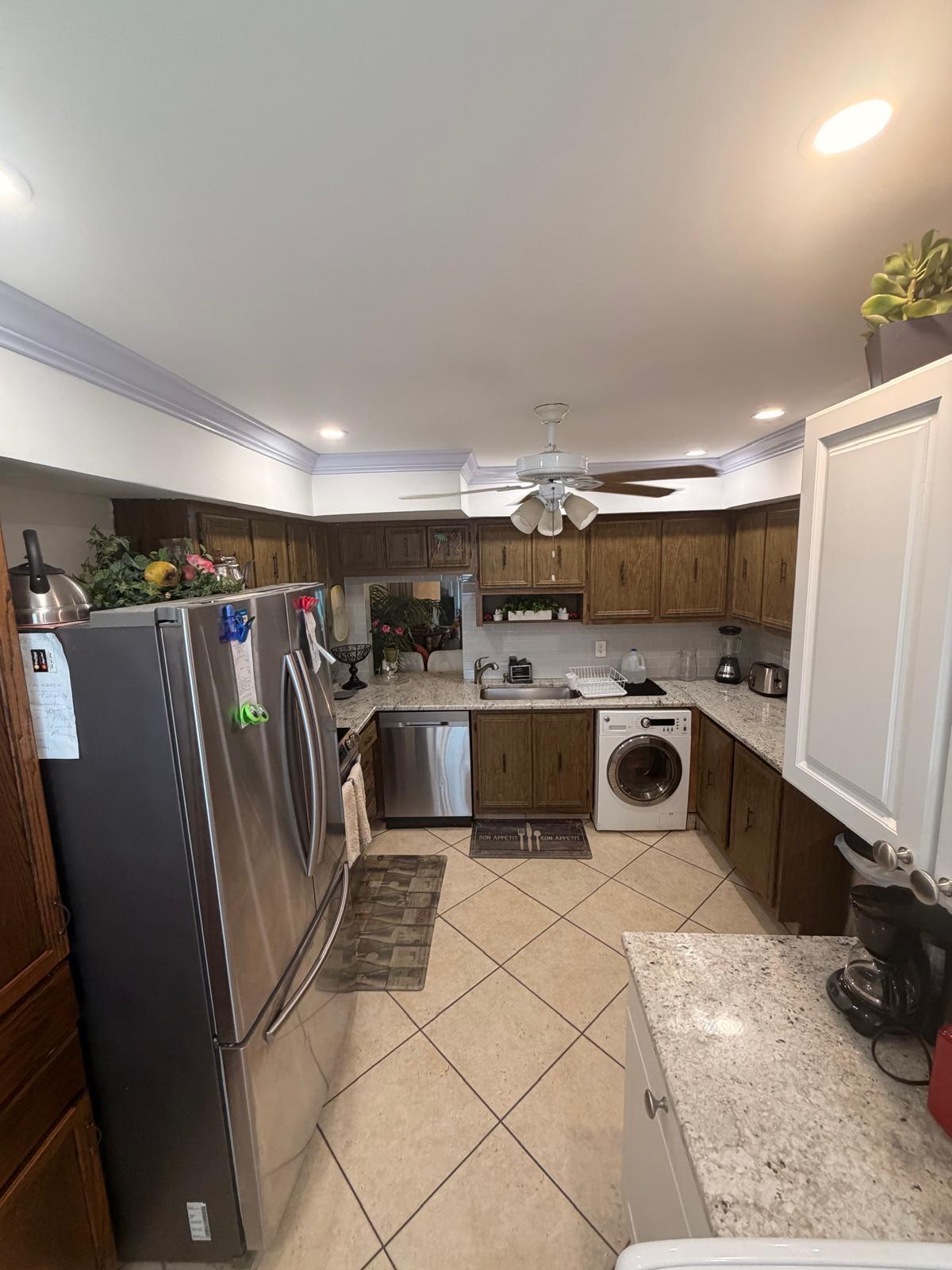 627 Laconia Circle B Property Photo 9