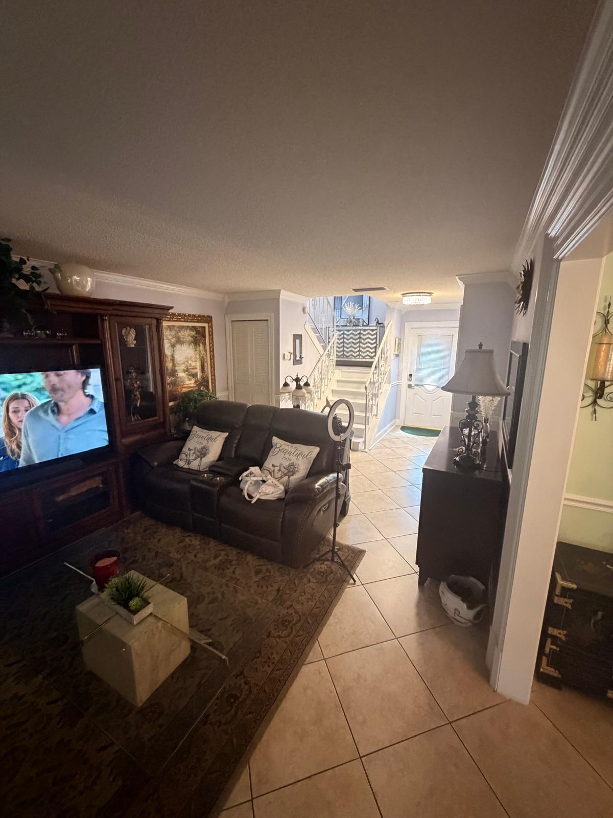 627 Laconia Circle B Property Photo 10