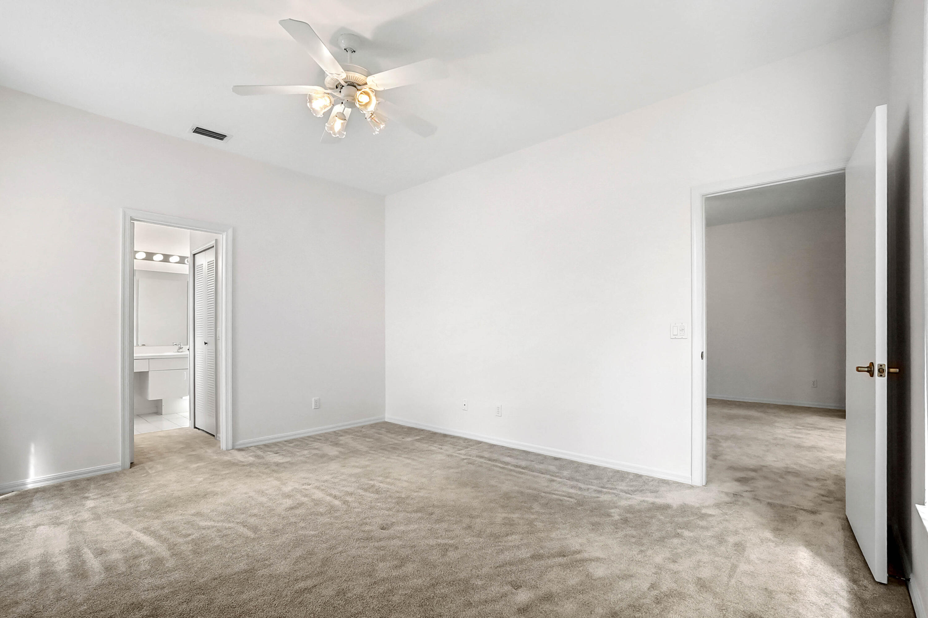 527 Nw Portofino Lane Property Photo 18