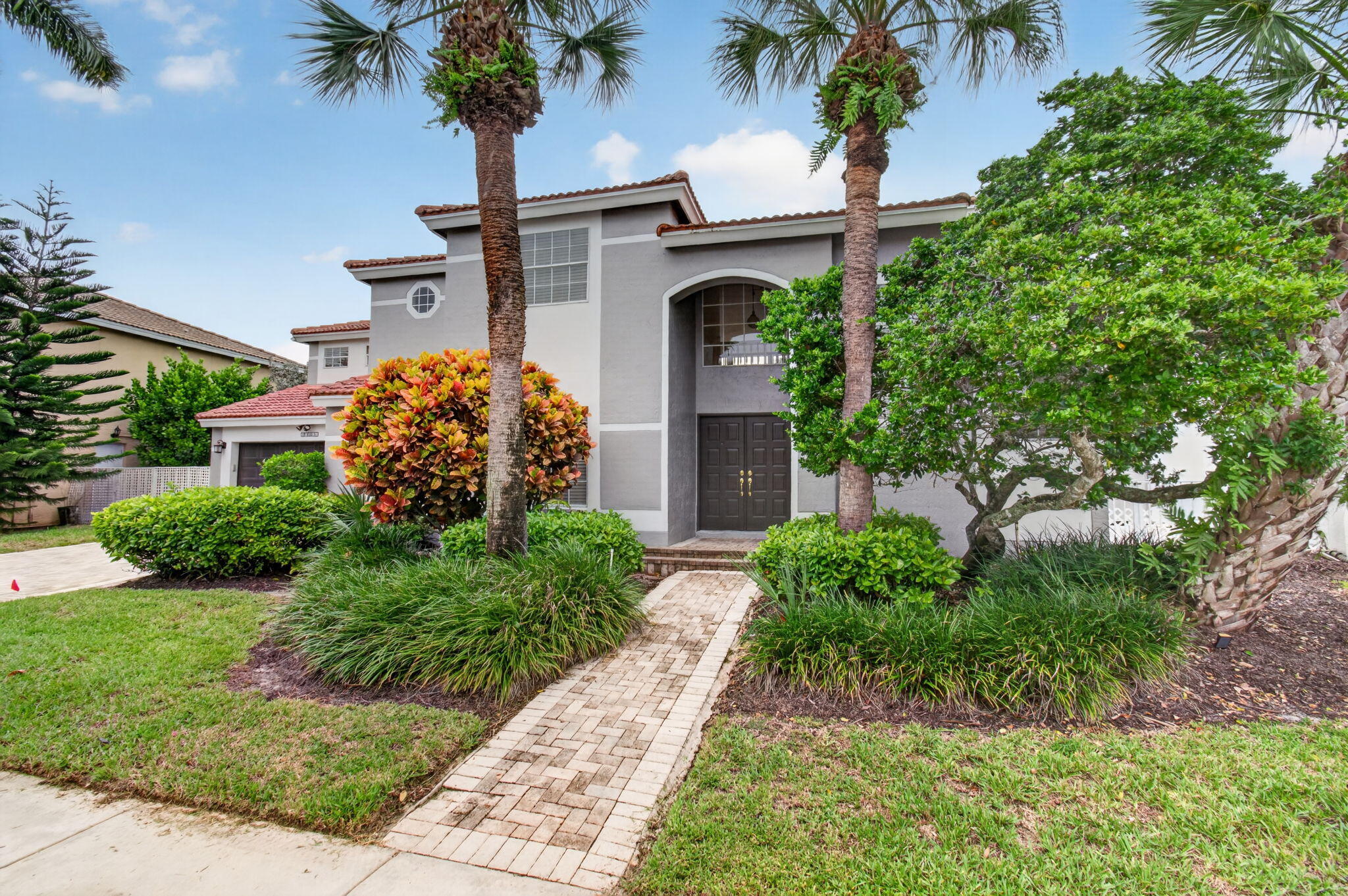 10621 Wheelhouse Circle Property Photo 3