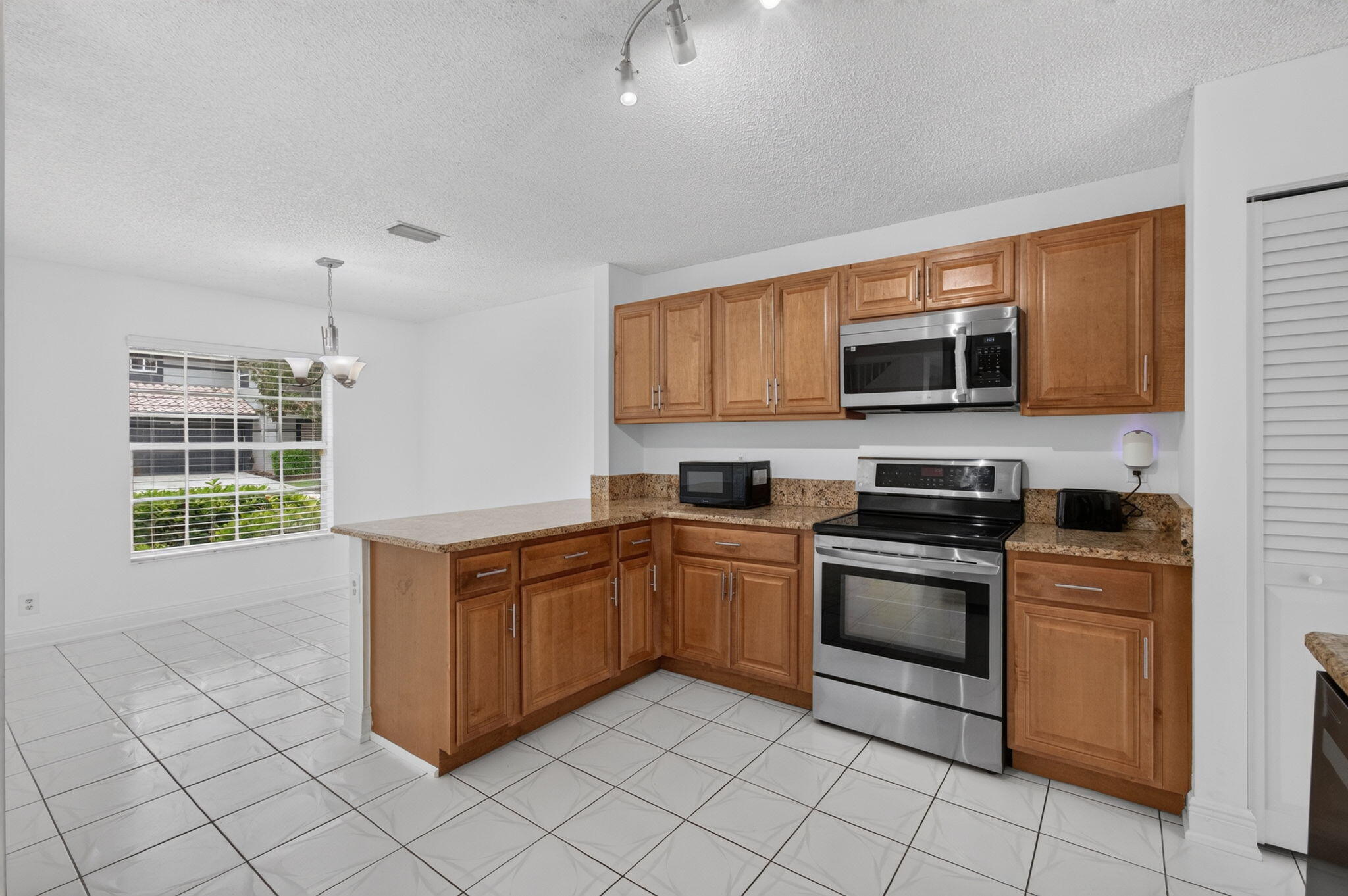 10621 Wheelhouse Circle Property Photo 21