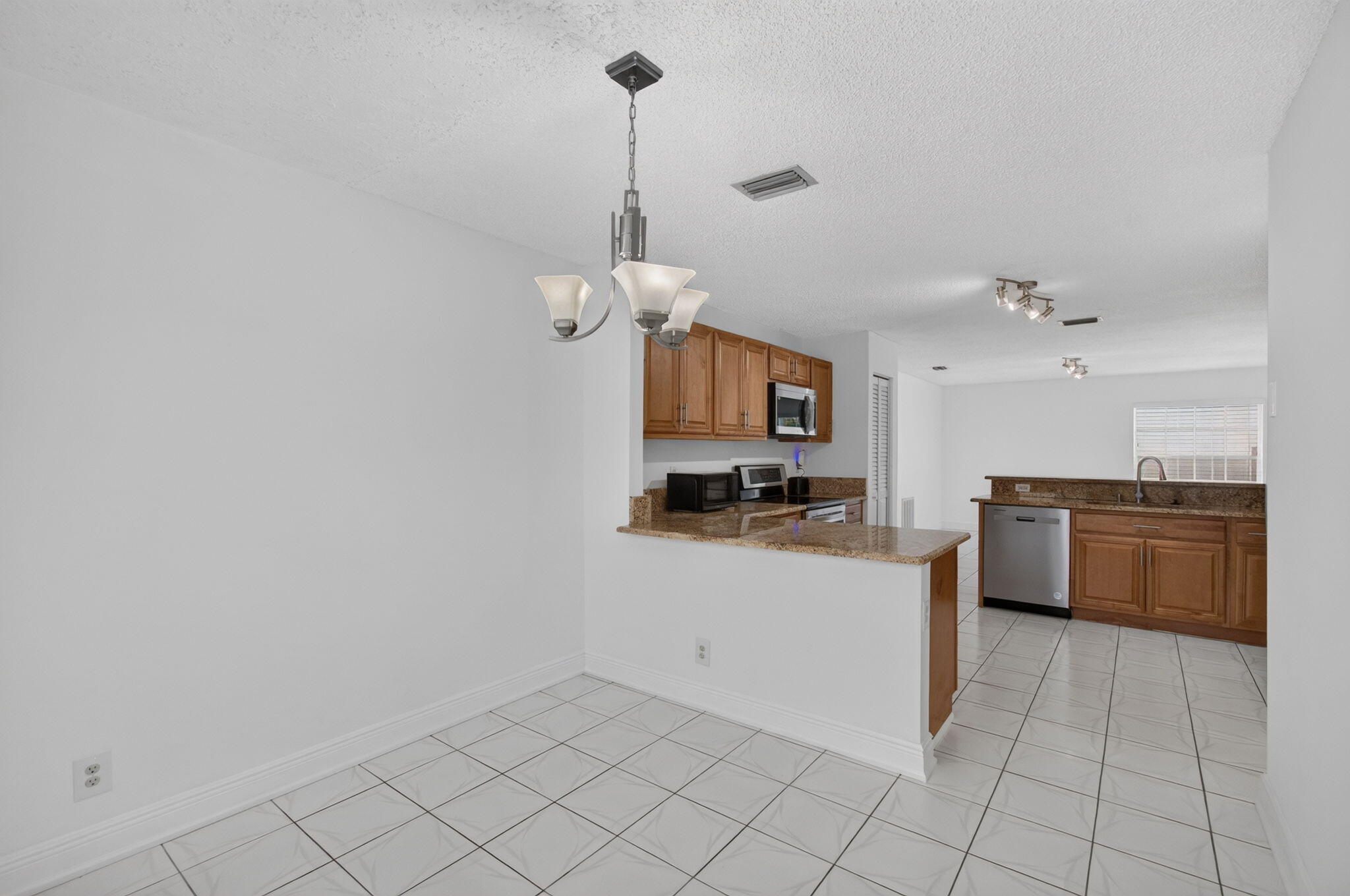 10621 Wheelhouse Circle Property Photo 27