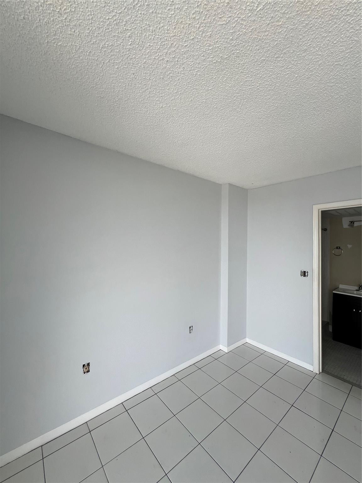3100 Ne 48th Street 805 Property Photo 13