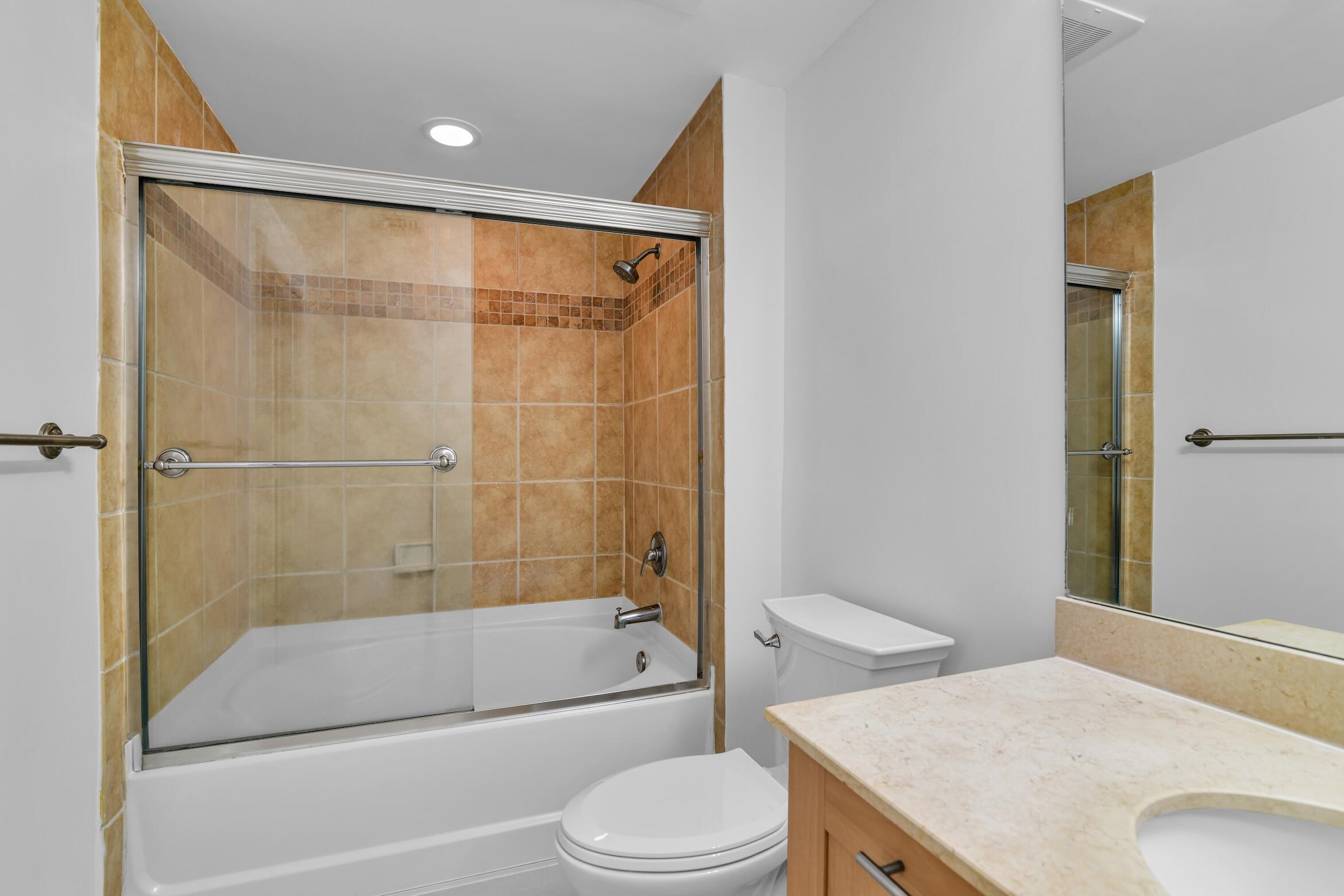 511 Se 5th Avenue 703 Property Photo 9