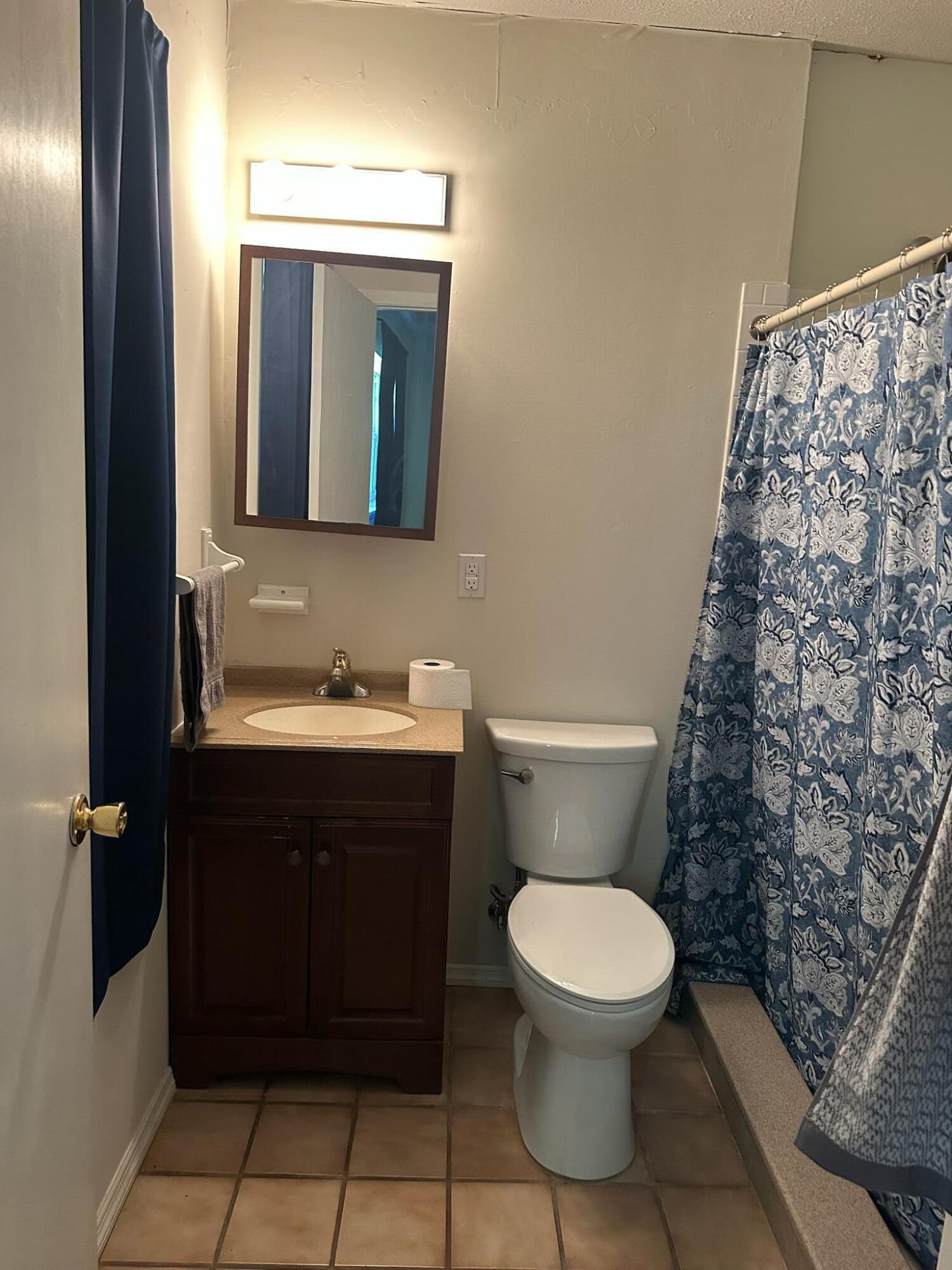 384 W Ariel Road Property Photo 11