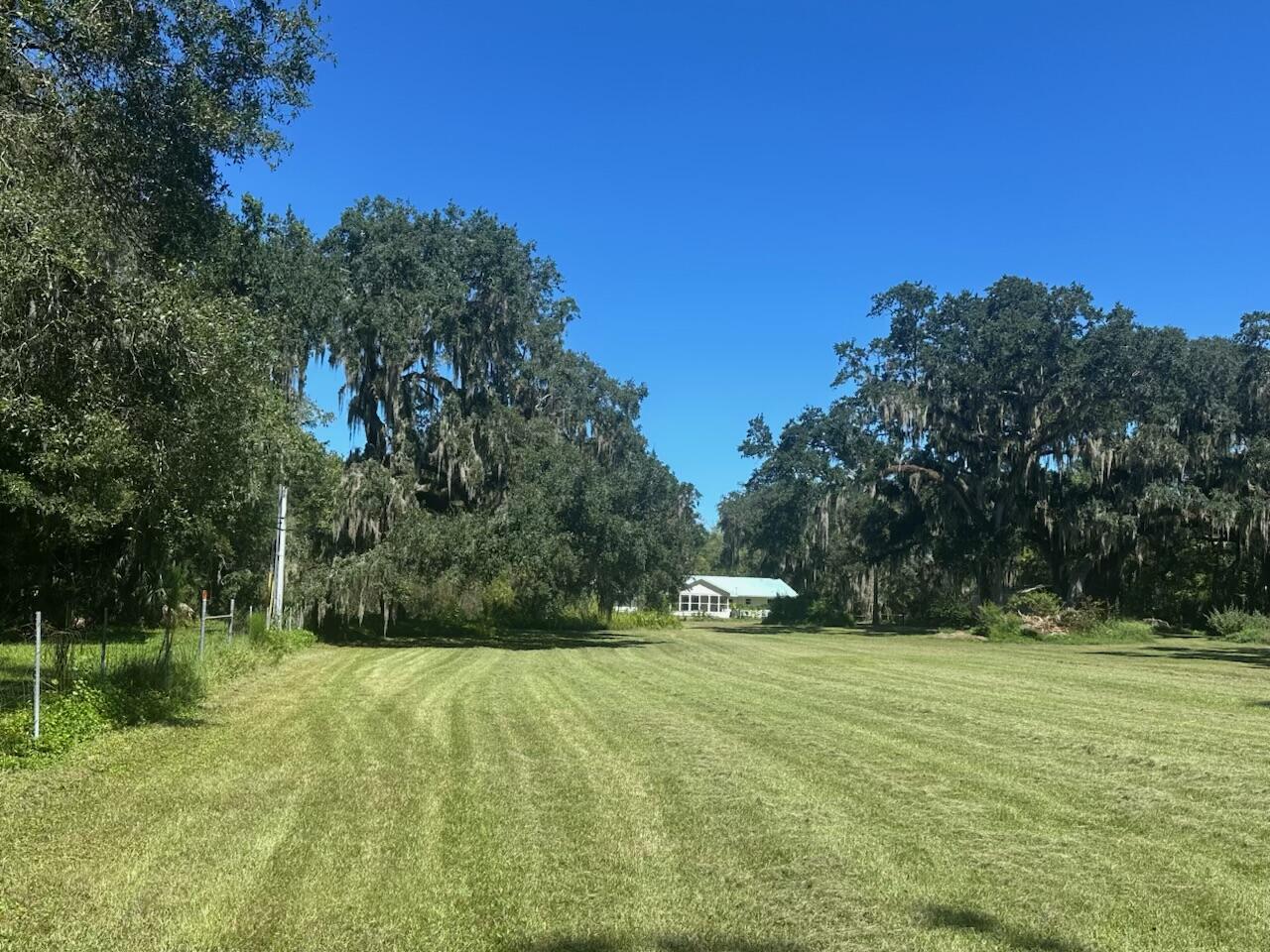 384 W Ariel Road Property Photo 22