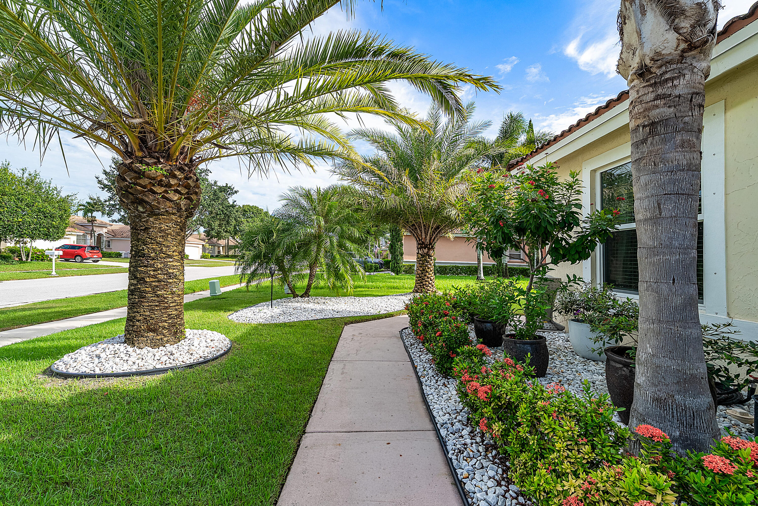 6734 Lake Nona Place Property Photo 5
