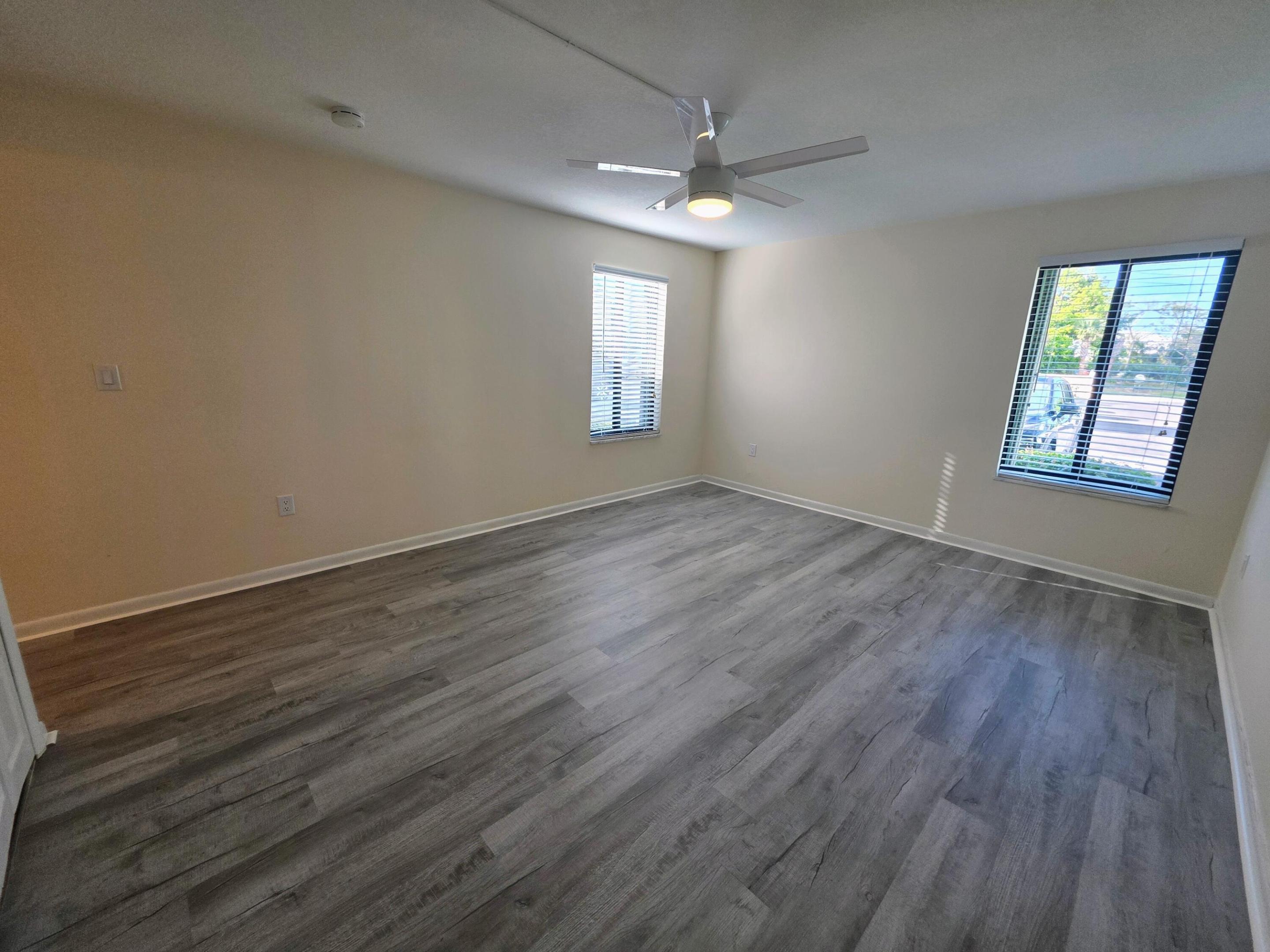 5403 Se Miles Grant Road H108 Property Photo 18
