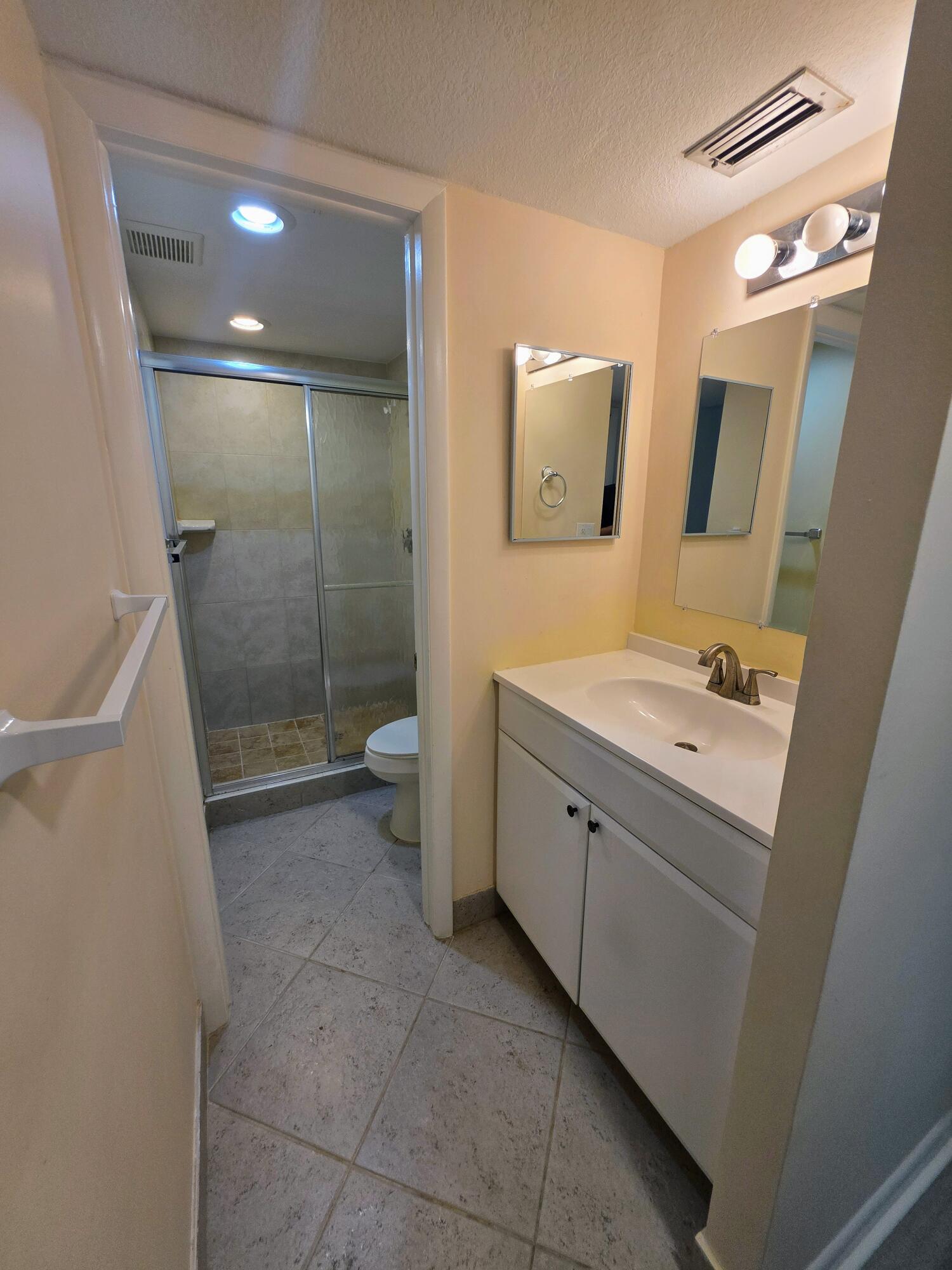 5403 Se Miles Grant Road H108 Property Photo 23