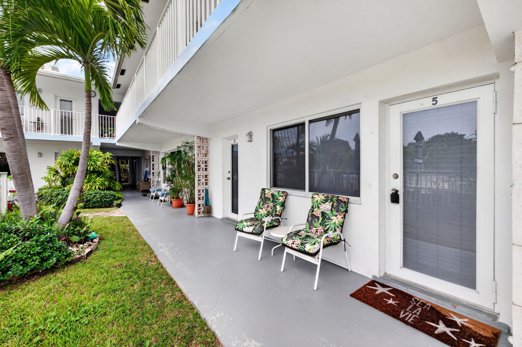 3232 Canal Drive Property Photo 10