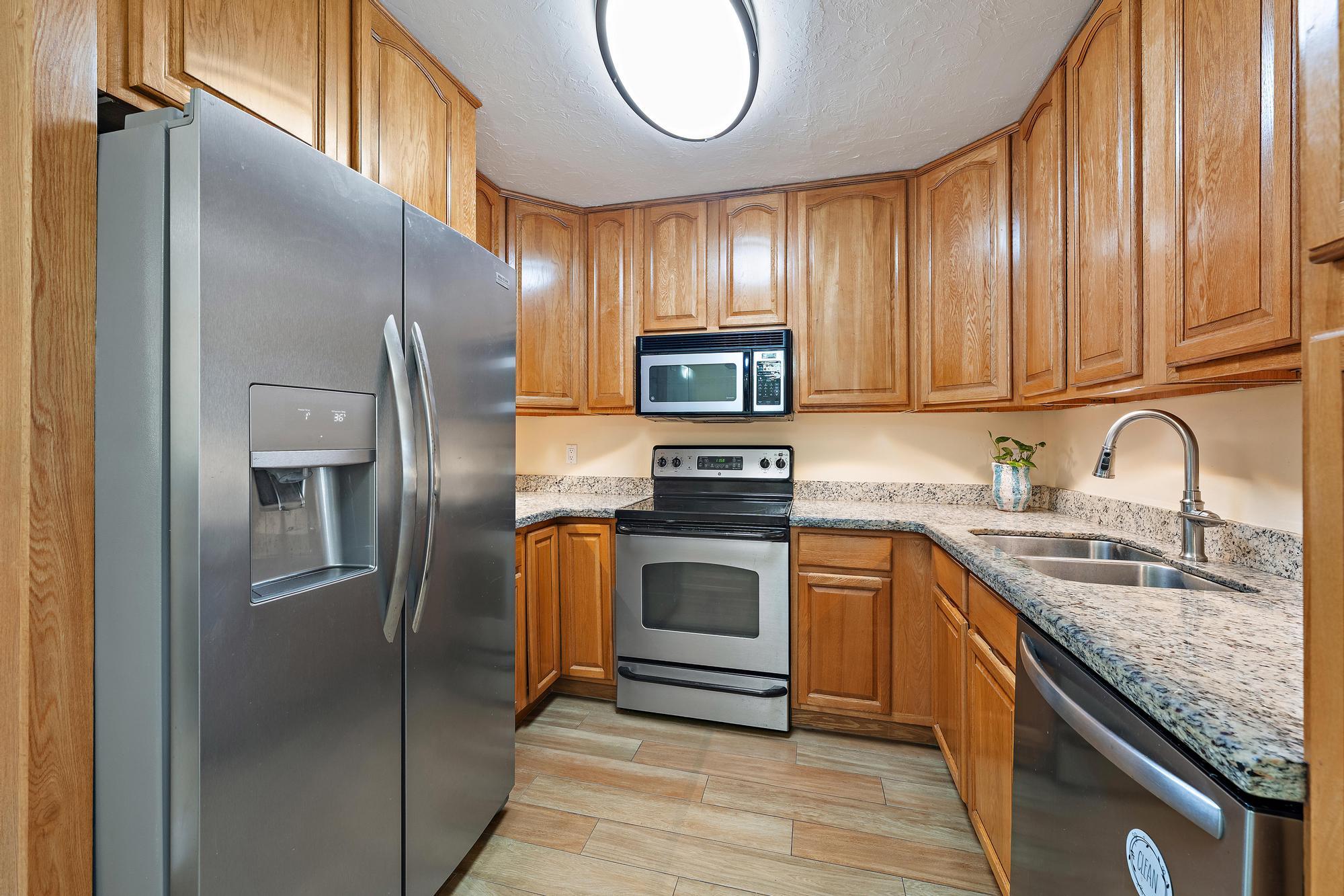 171 Banyan Circle Property Photo 3