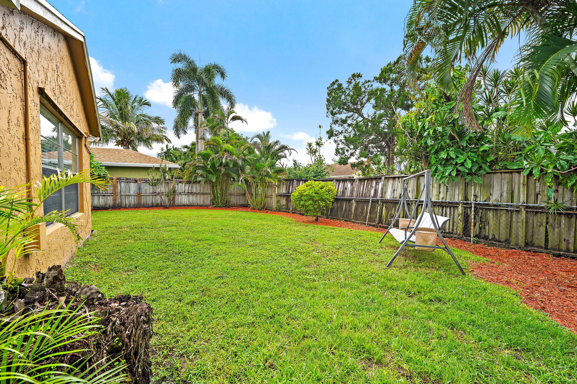 171 Banyan Circle Property Photo 14