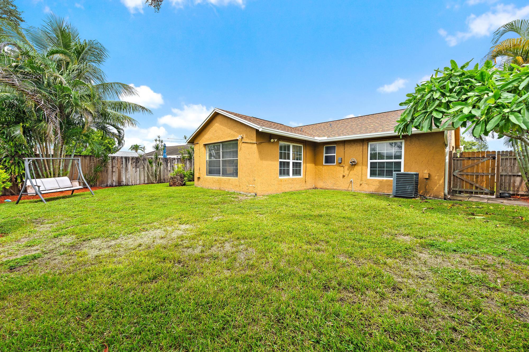 171 Banyan Circle Property Photo 15