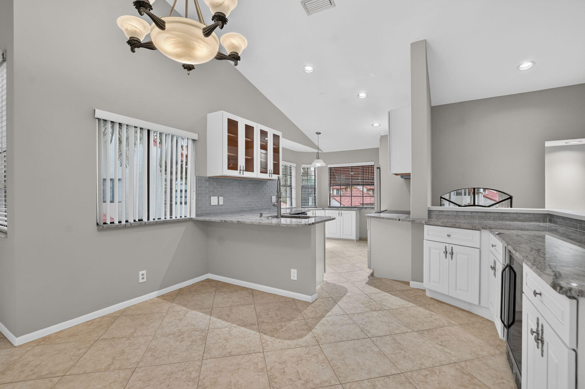 7864 Lexington Club Boulevard D Property Photo 7