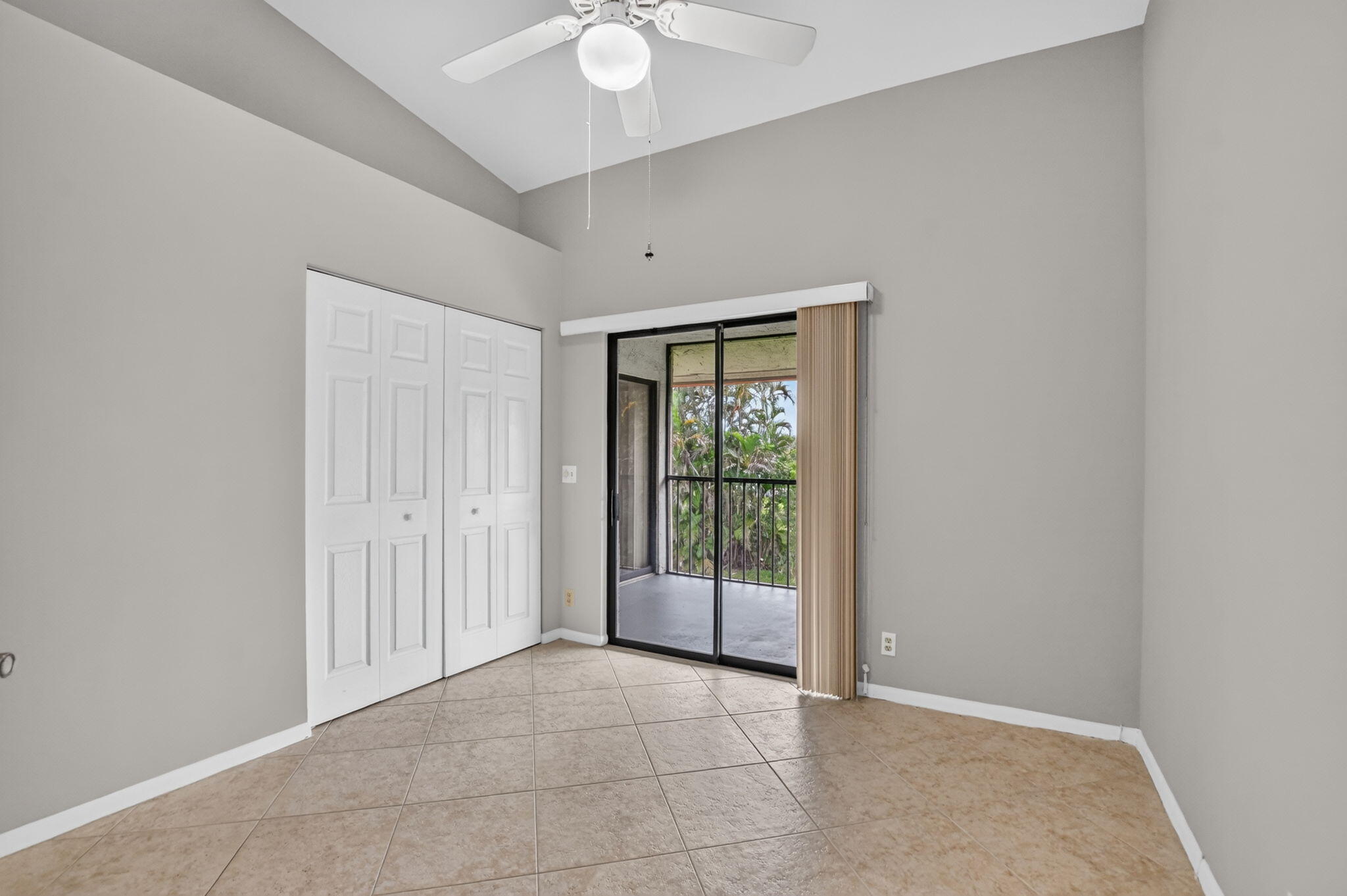 7864 Lexington Club Boulevard D Property Photo 22
