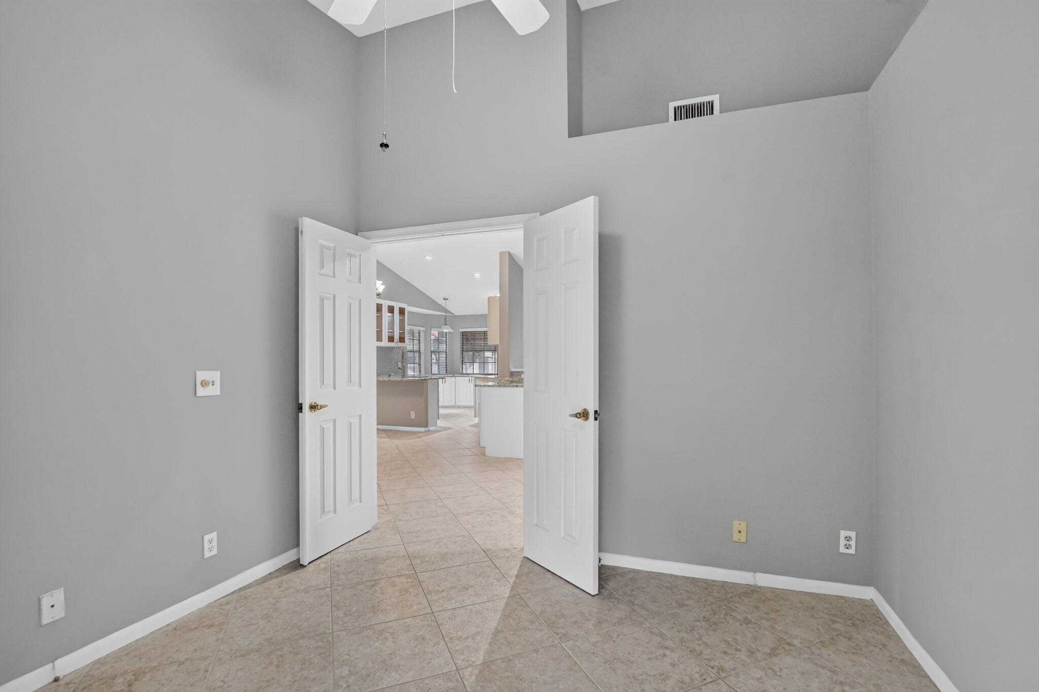 7864 Lexington Club Boulevard D Property Photo 23
