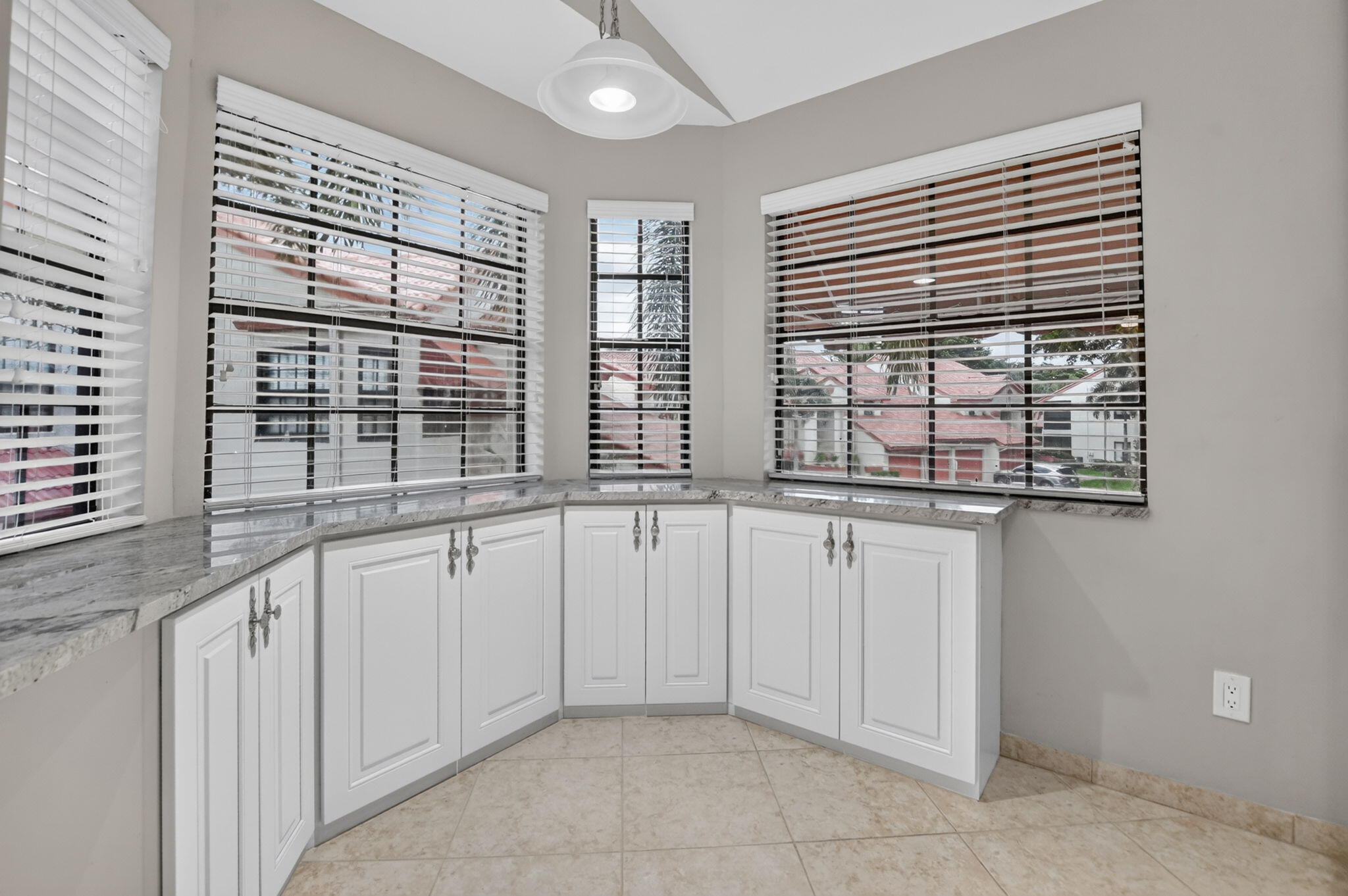 7864 Lexington Club Boulevard D Property Photo 33