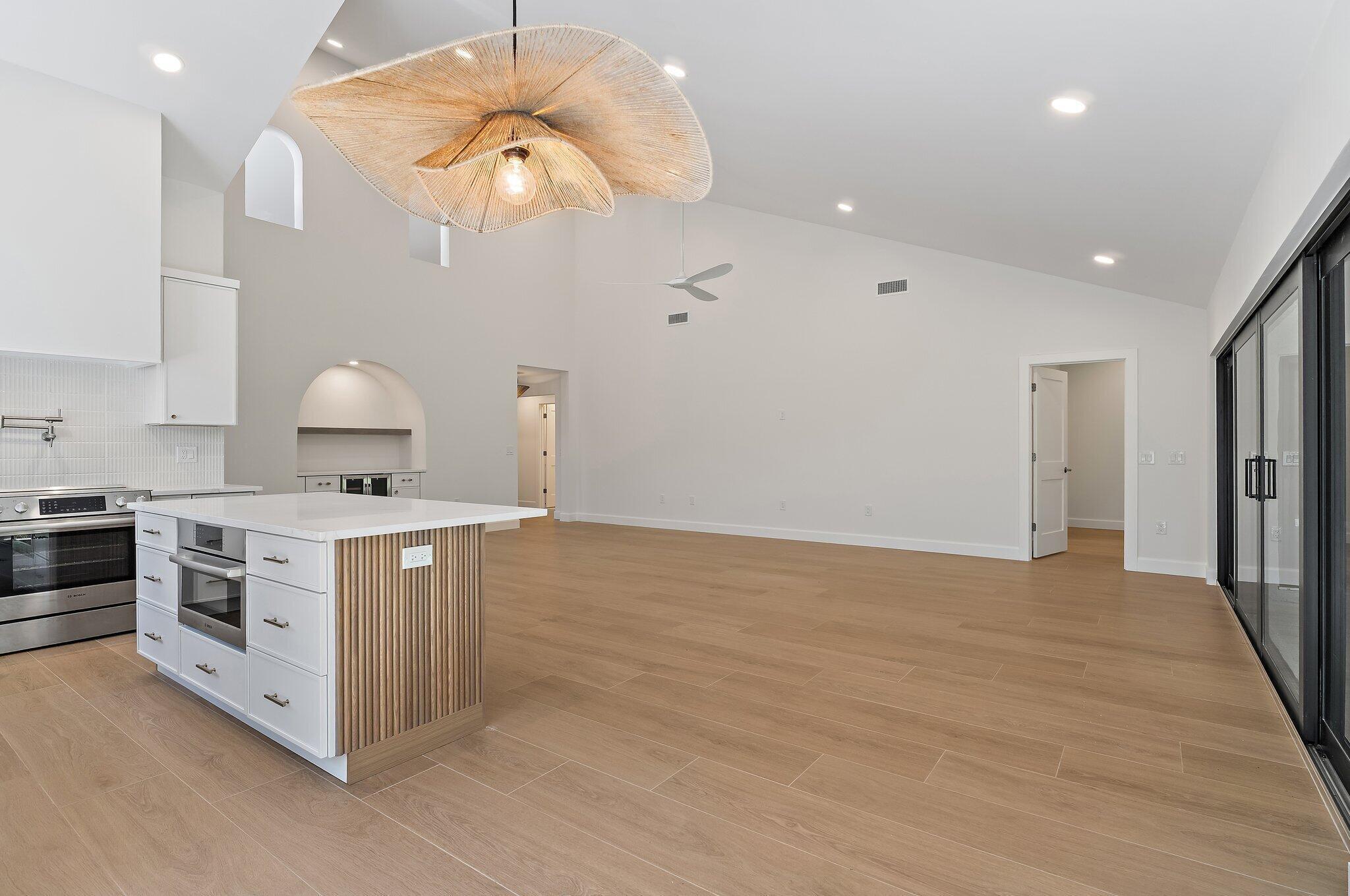 139 Sand Pine Drive Property Photo 14
