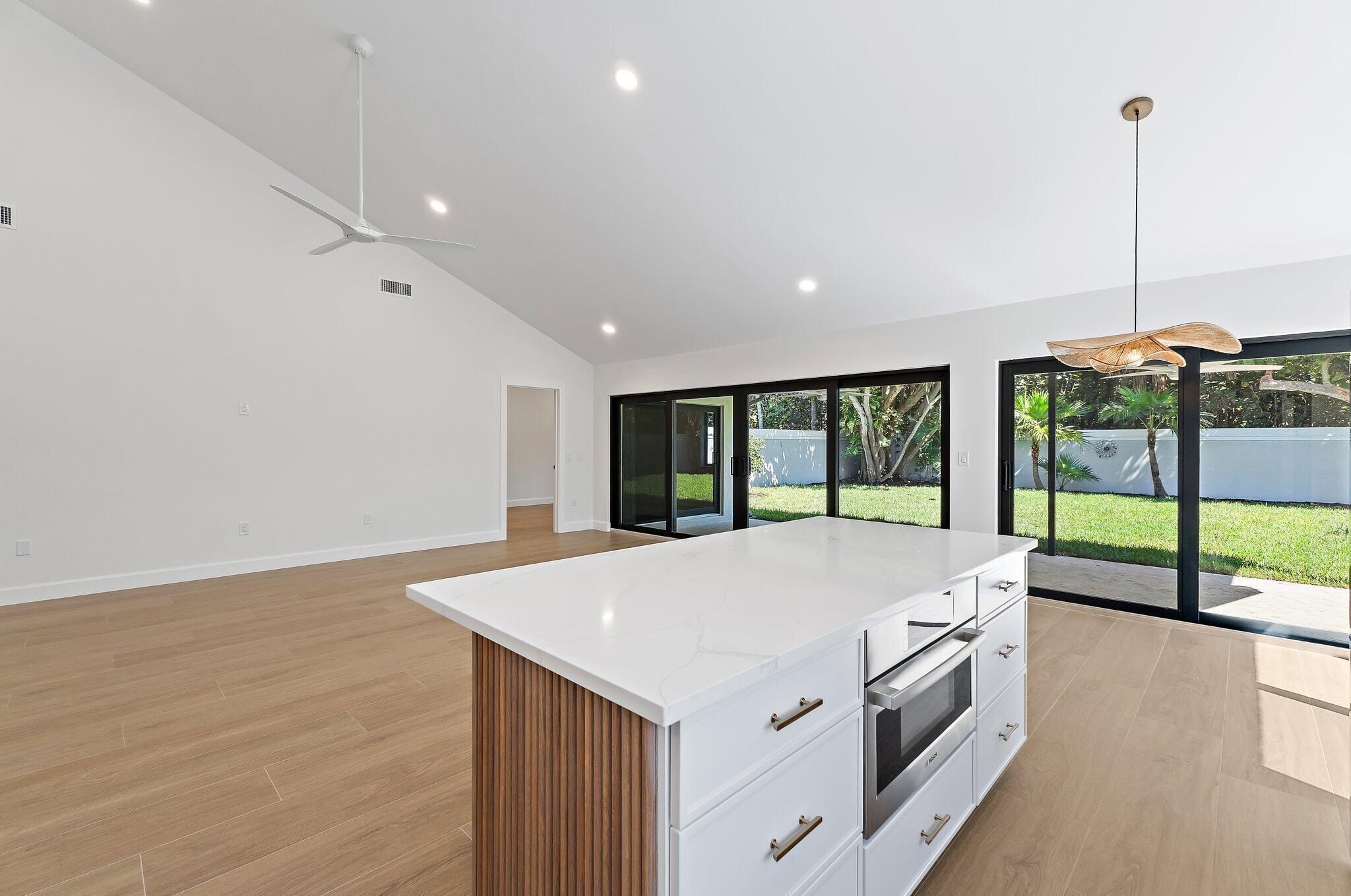 139 Sand Pine Drive Property Photo 15