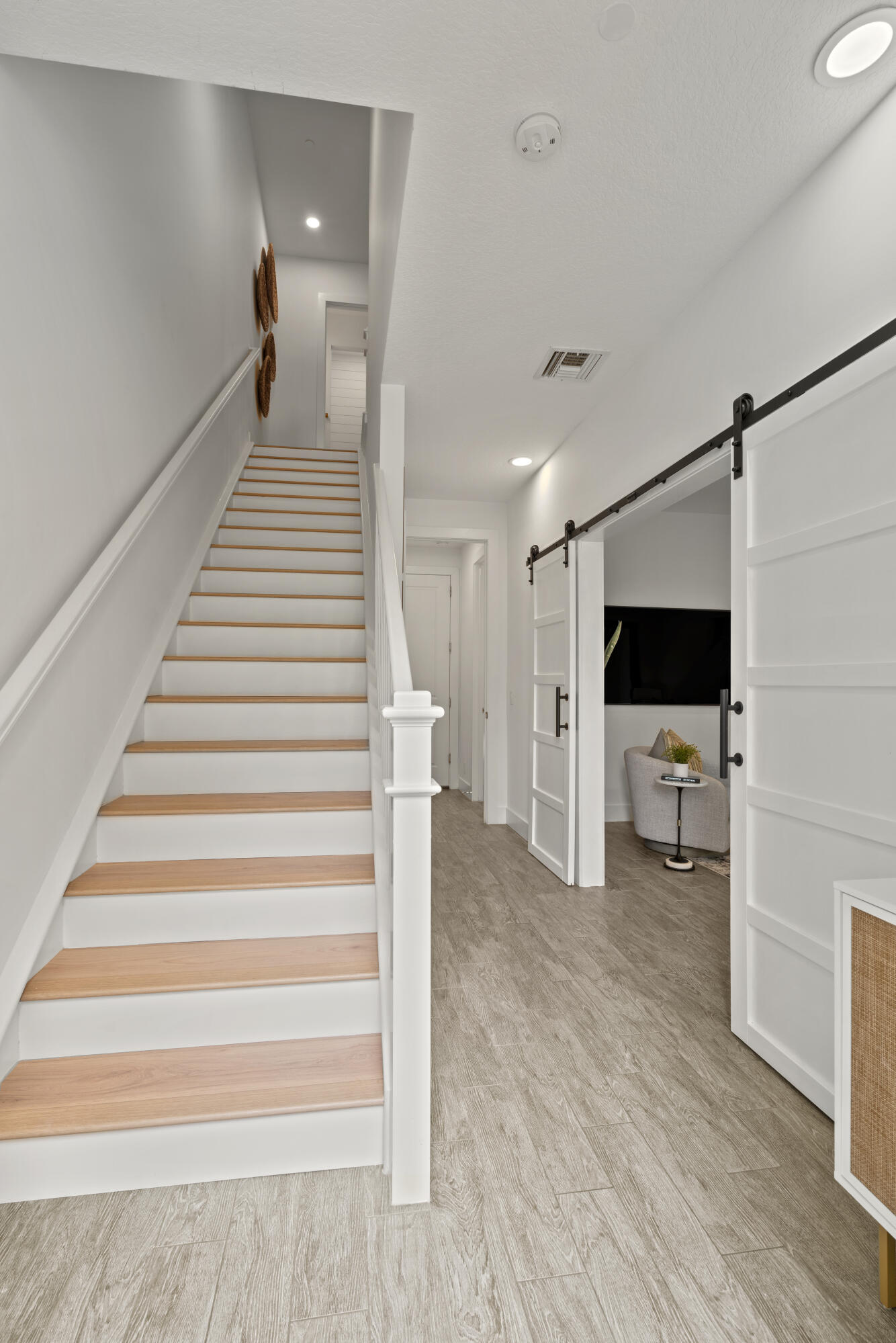 4083 Faraday Way Property Photo 27
