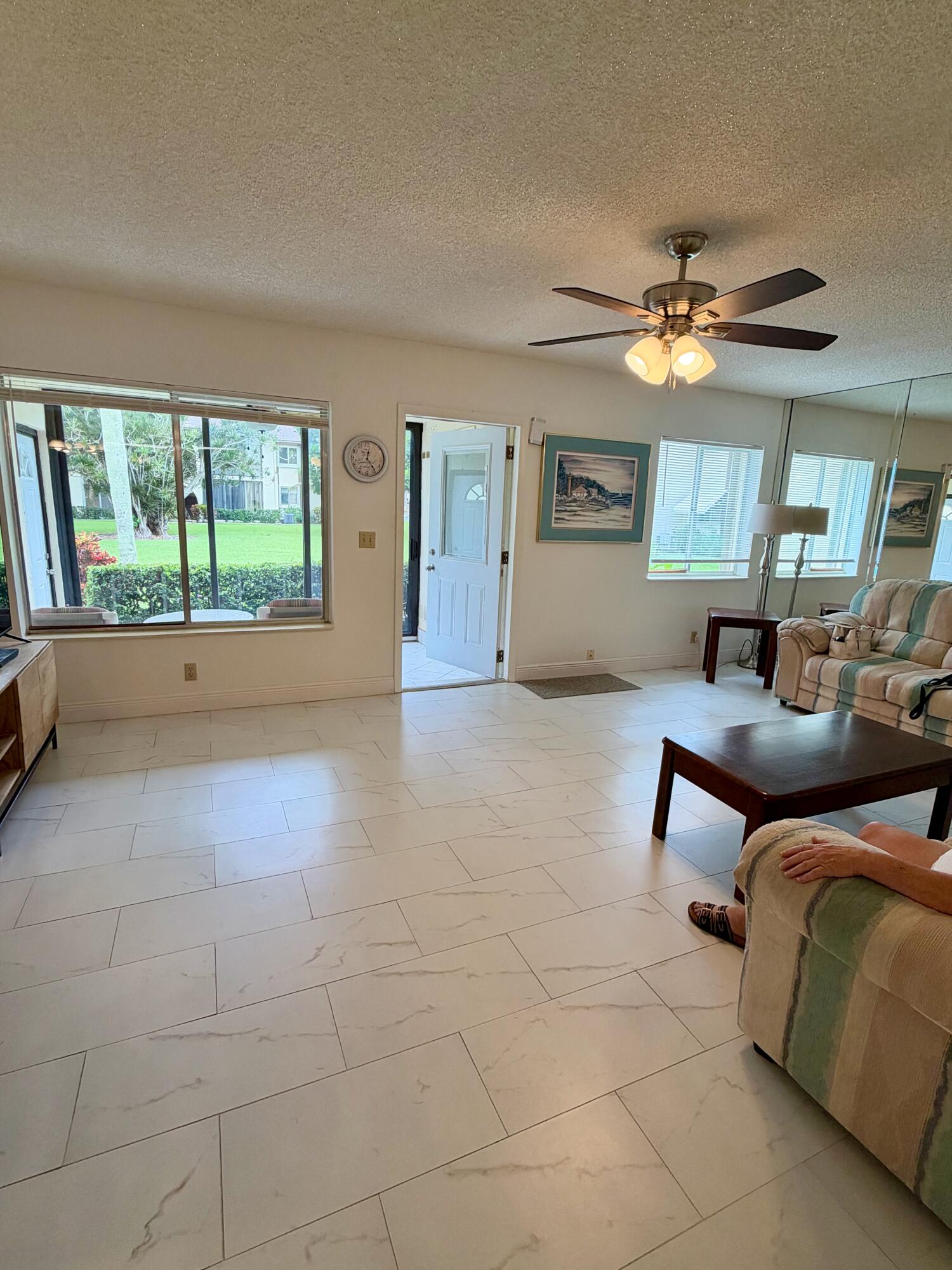 B26083051 Property Photo 18