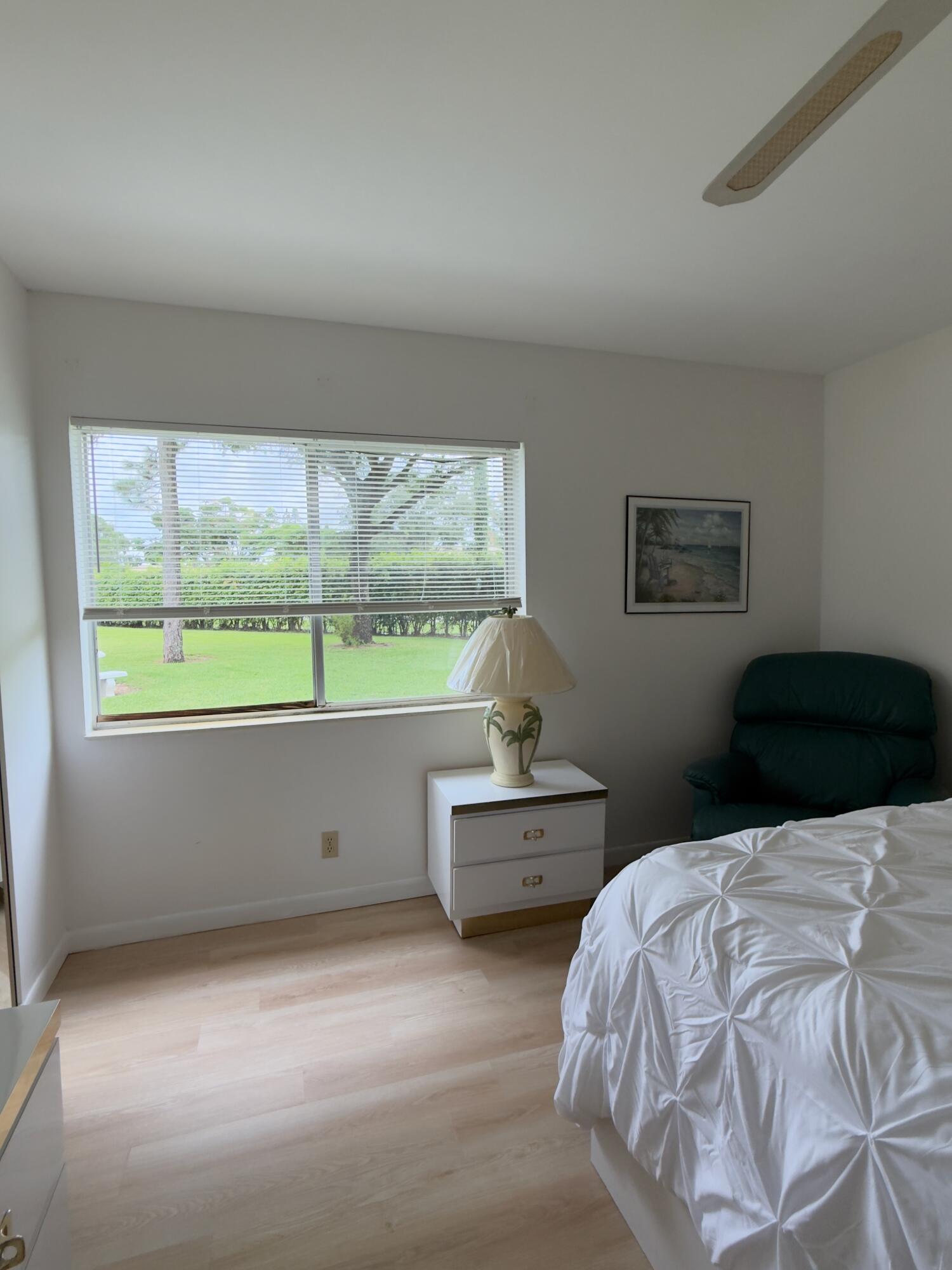 B26083051 Property Photo 26
