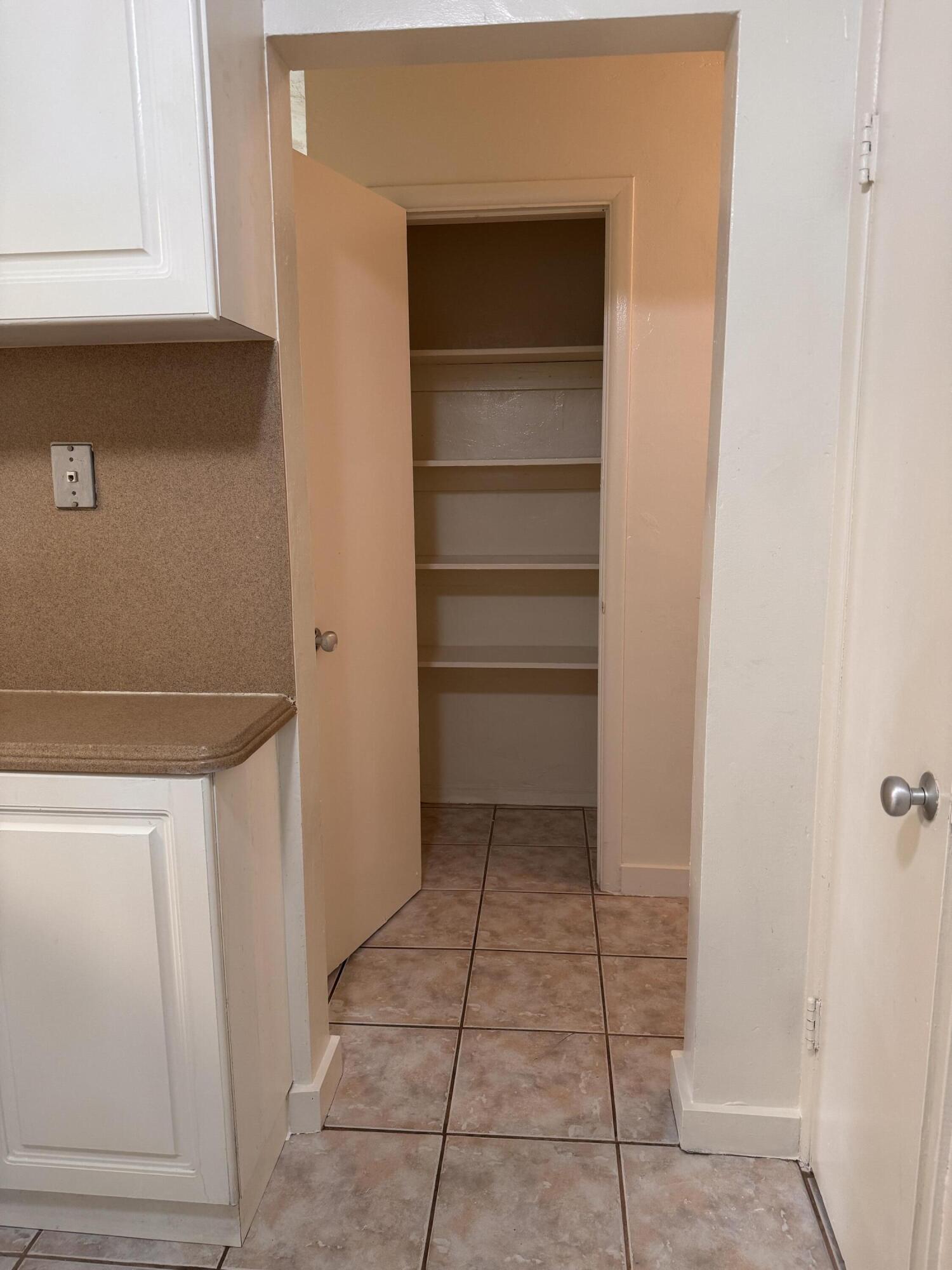1148 Arizona Avenue Property Photo 14