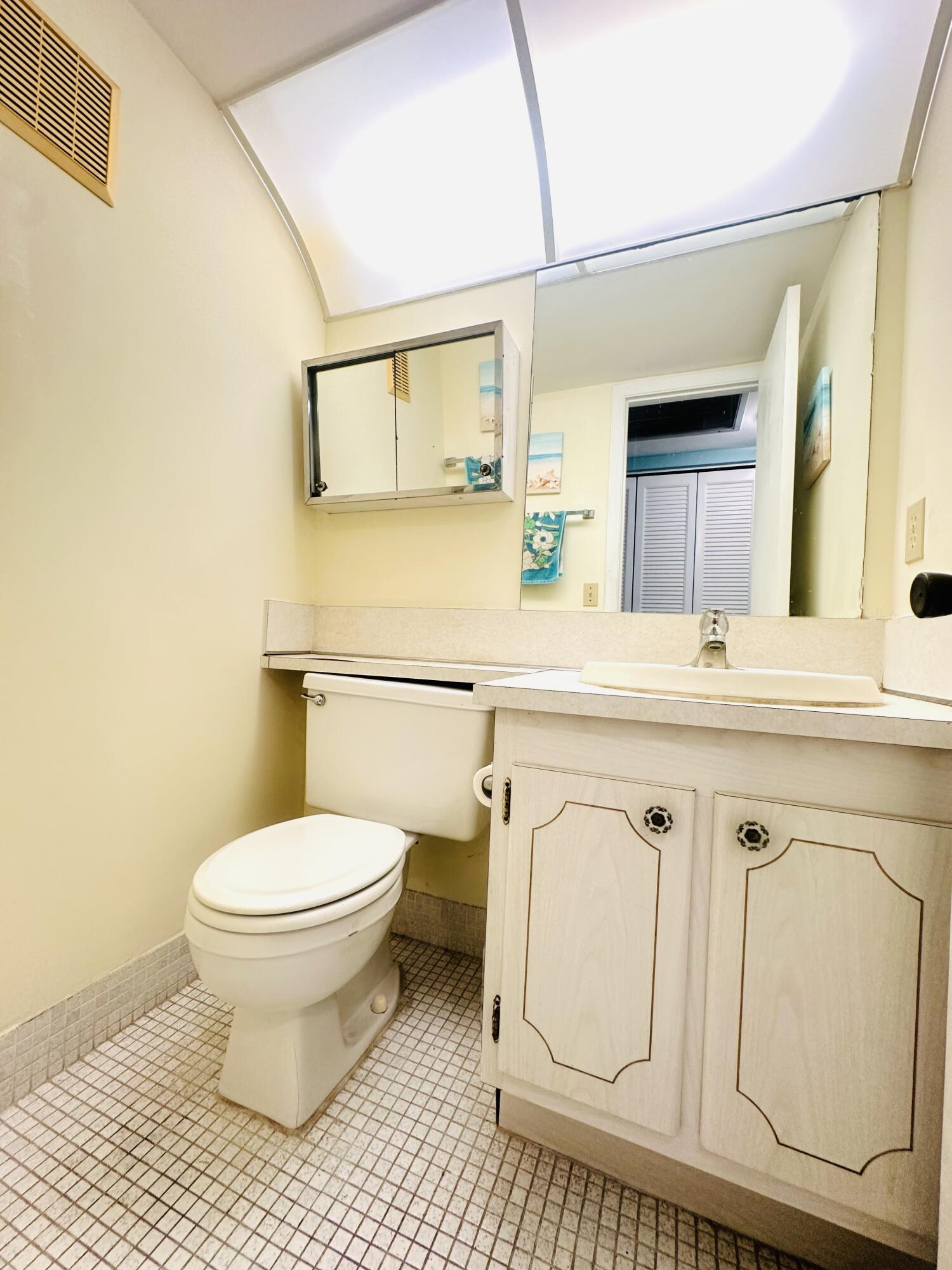 162 Grantham E Property Photo 12