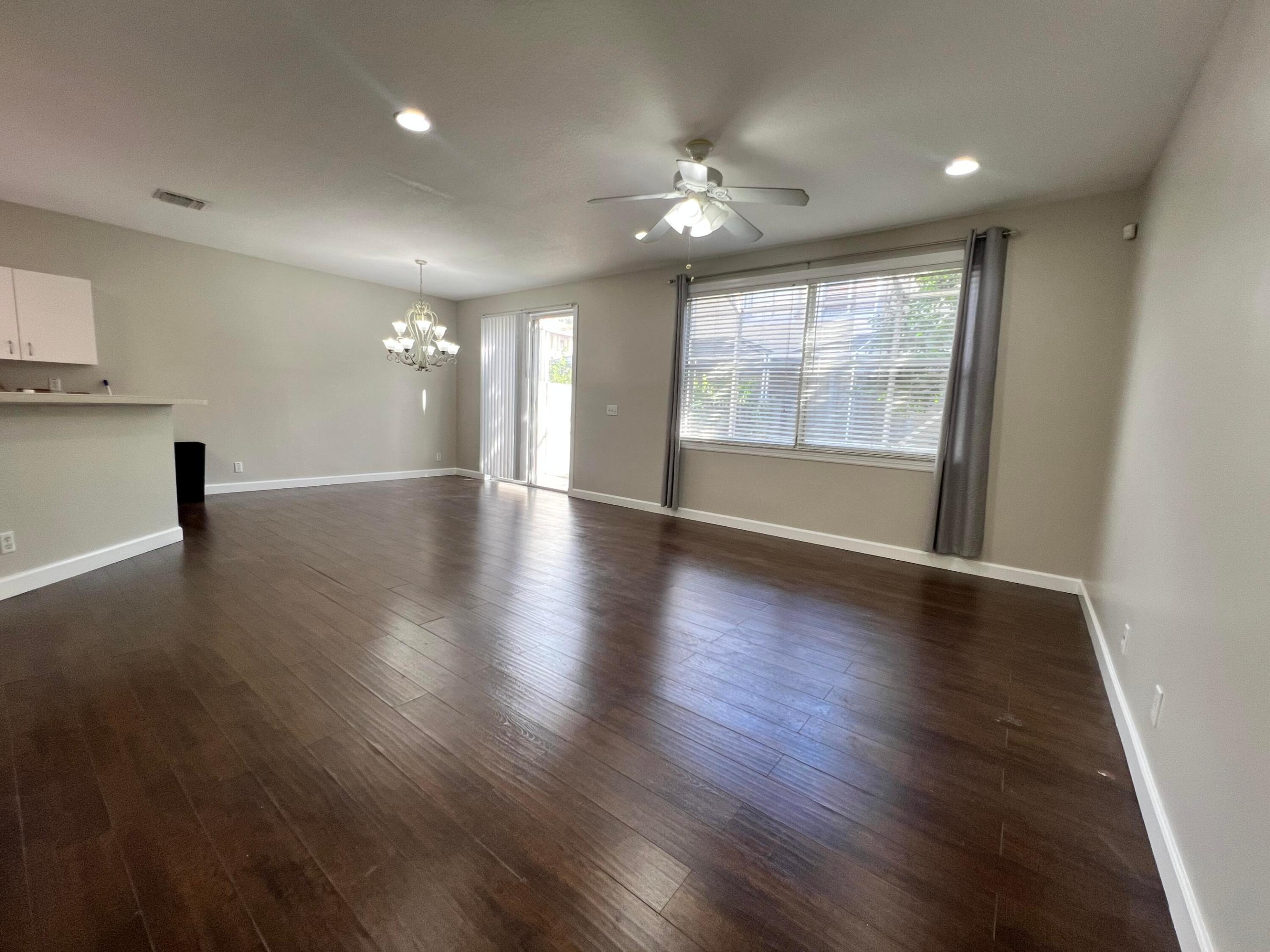 9120 Villa Palma Lane Property Photo 5