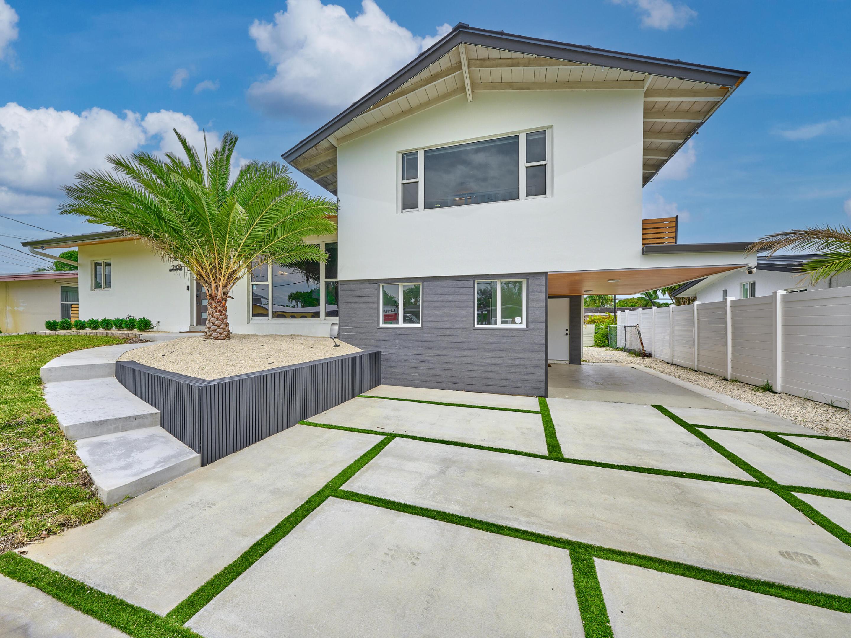 2426 Key Largo Lane Property Photo 3