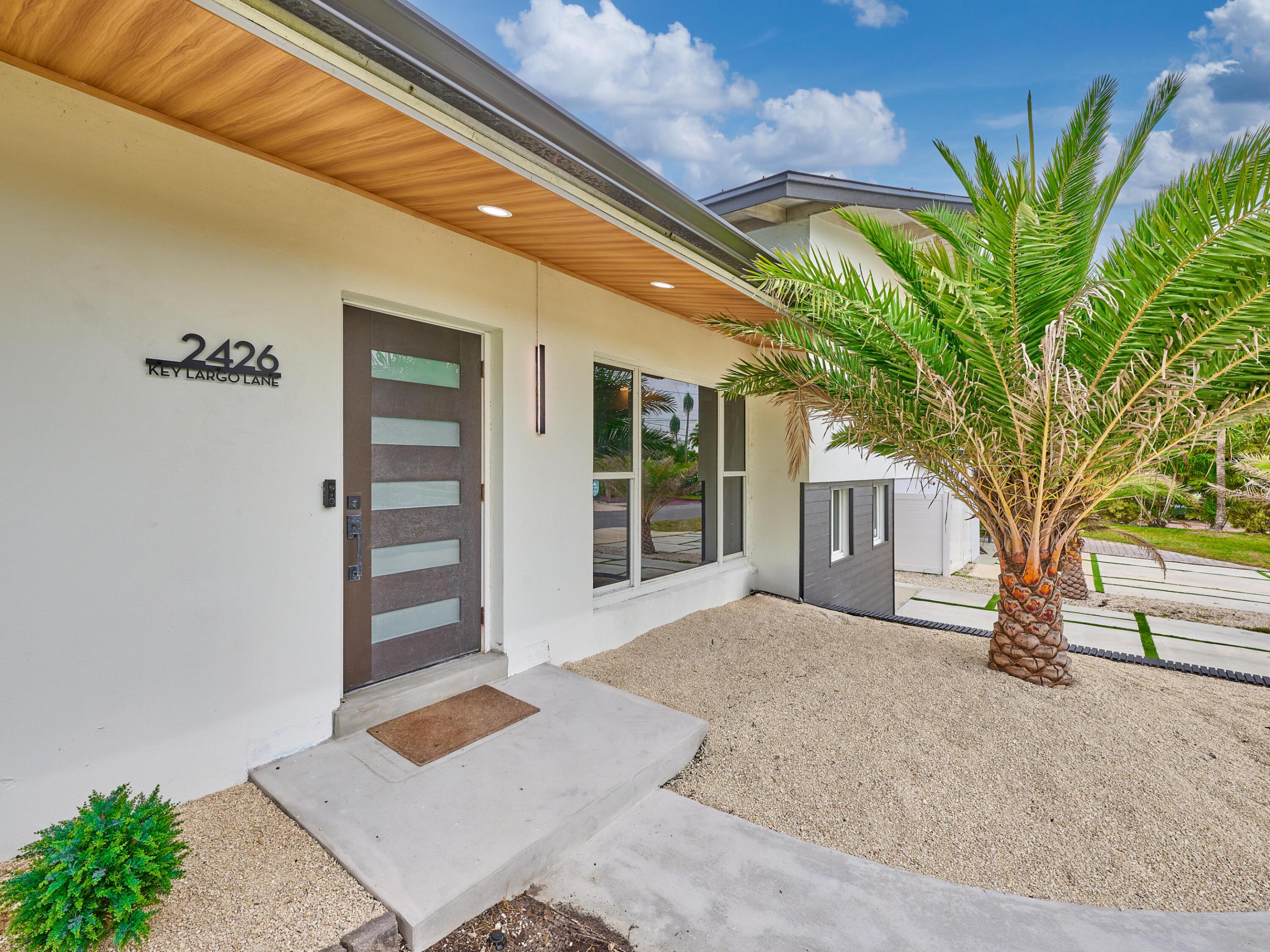 2426 Key Largo Lane Property Photo 4